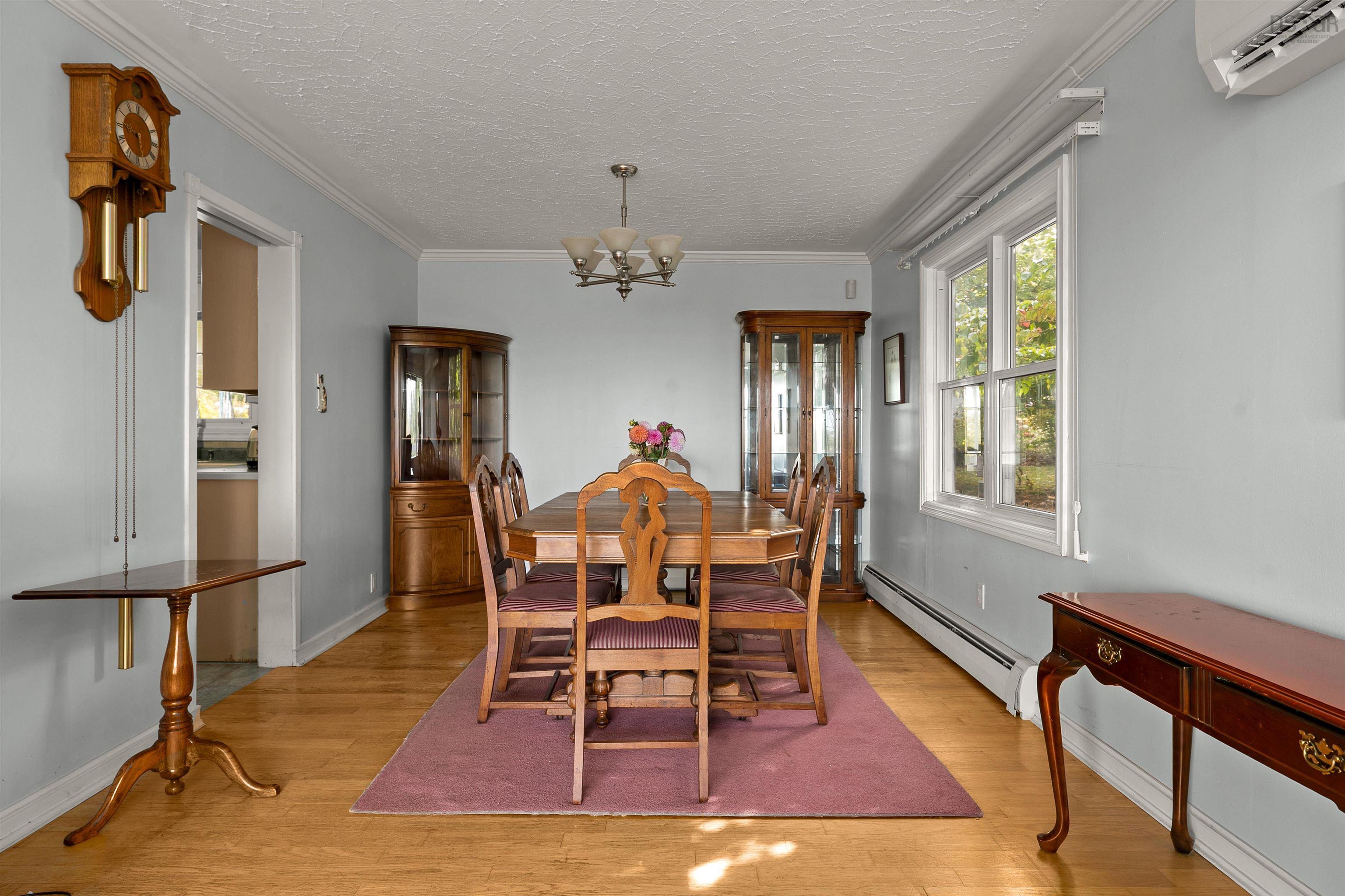 $479,000.00: 28 Oakview Drive, Chester