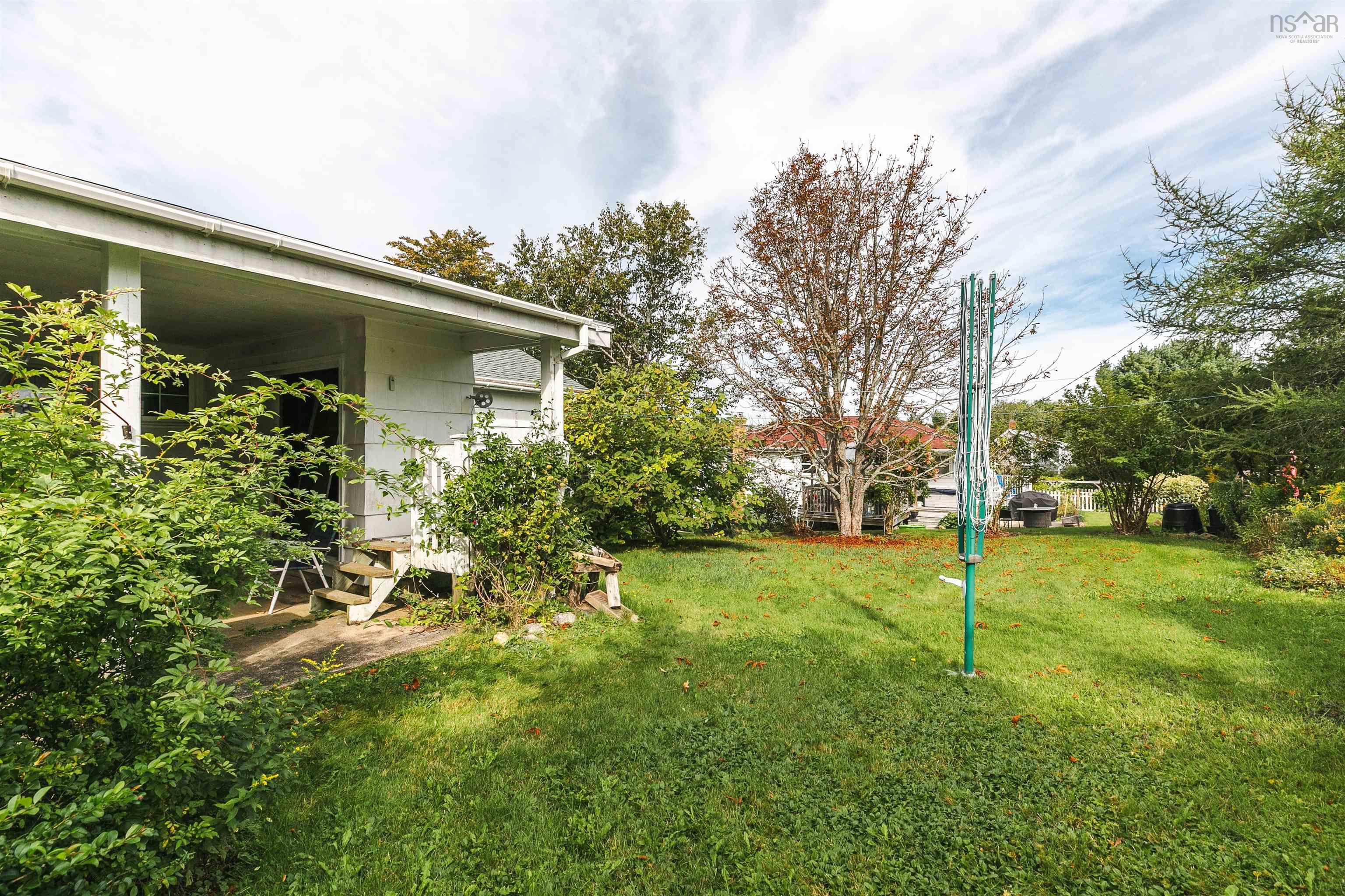 $479,000.00: 28 Oakview Drive, Chester