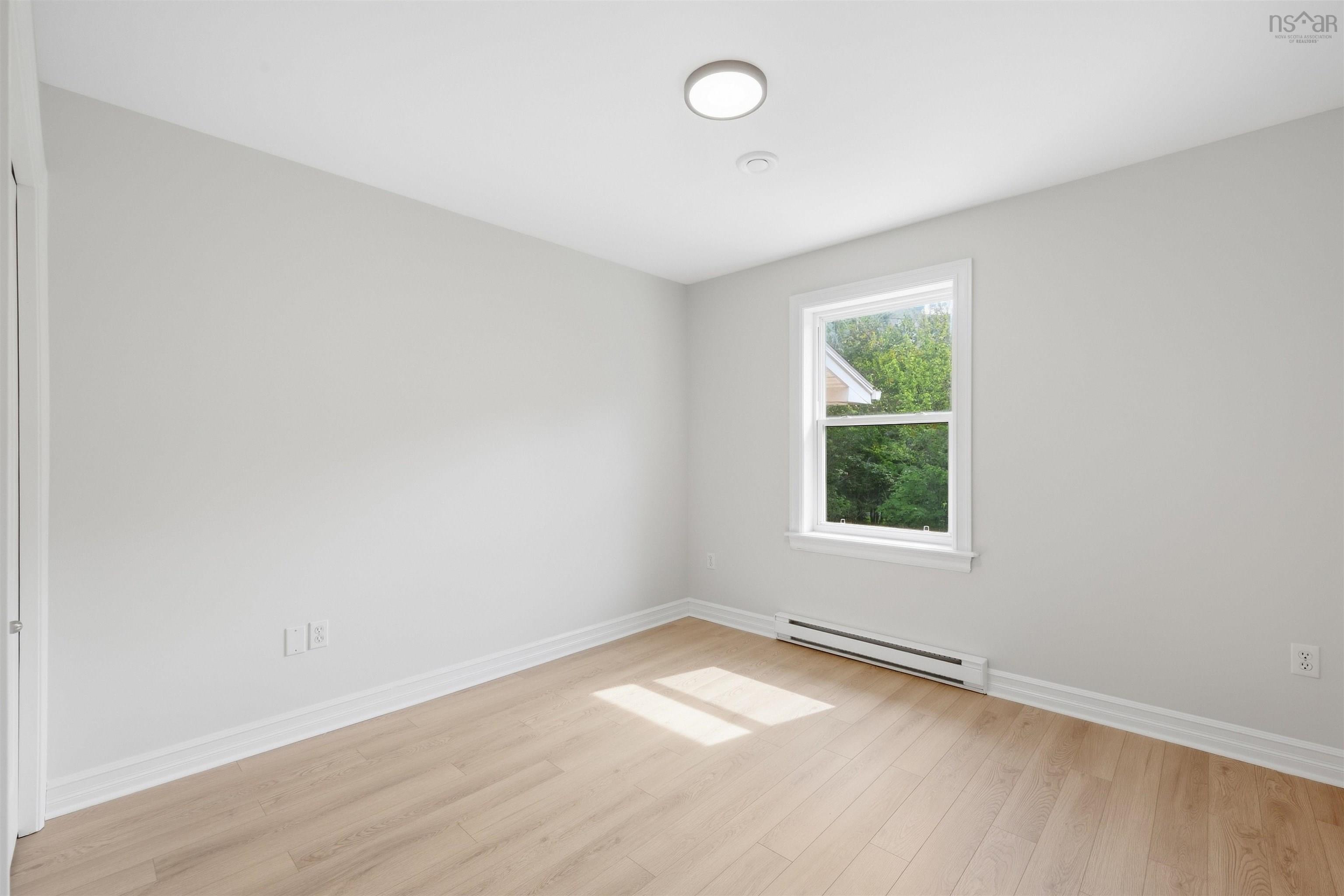 $585,000.00: 46 Southgate Drive, Bedford