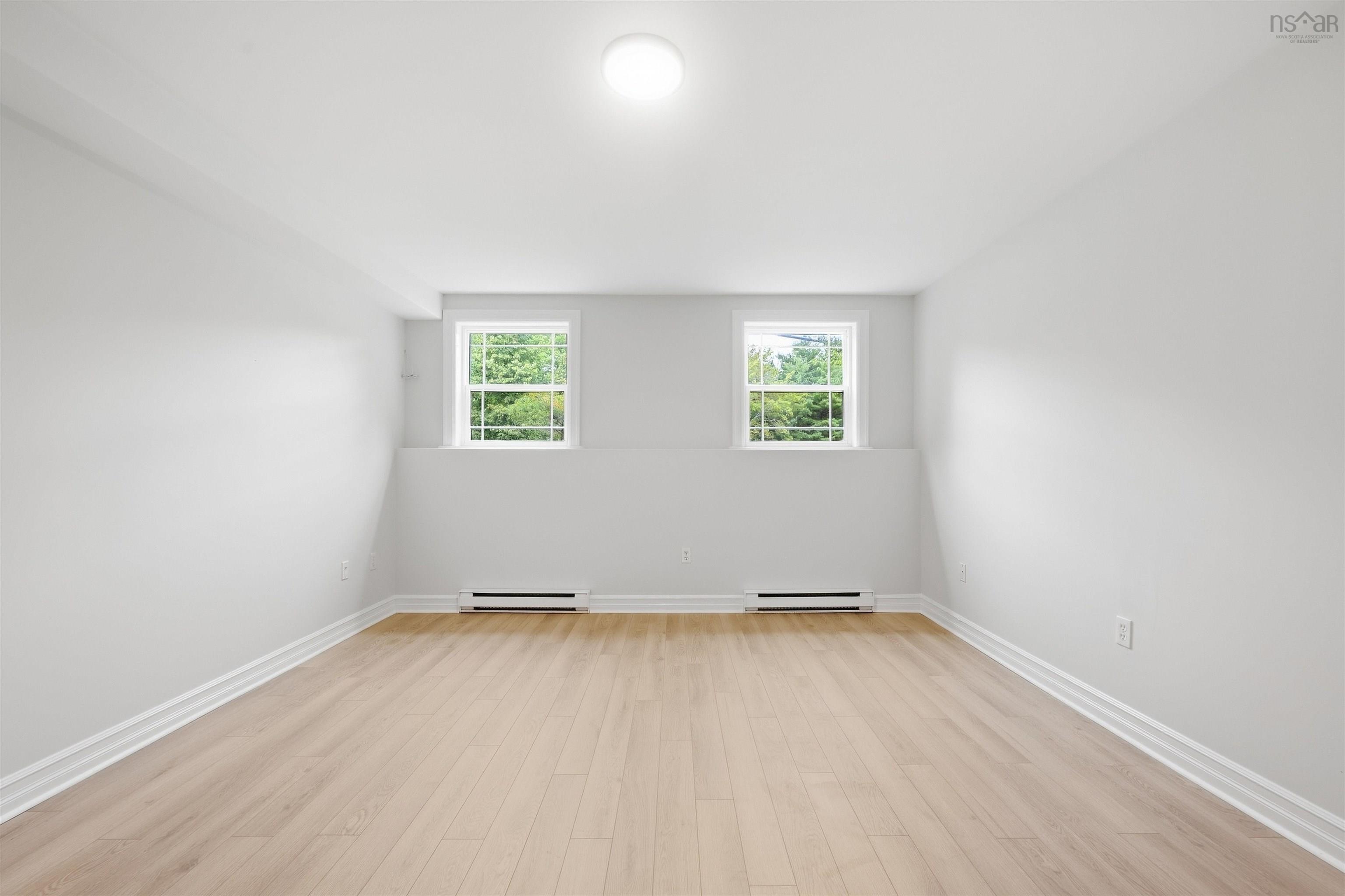 $585,000.00: 46 Southgate Drive, Bedford