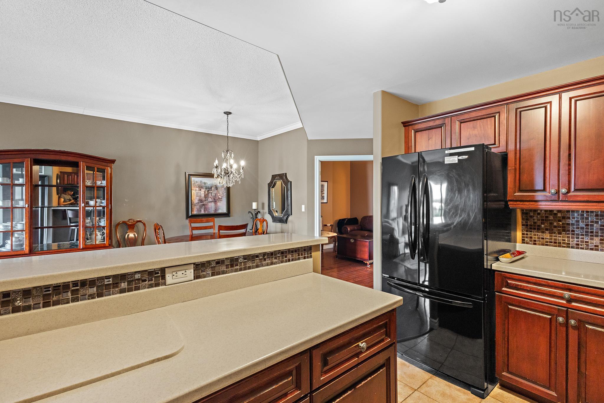 $579,900.00: 507 36 Southgate Drive, Bedford
