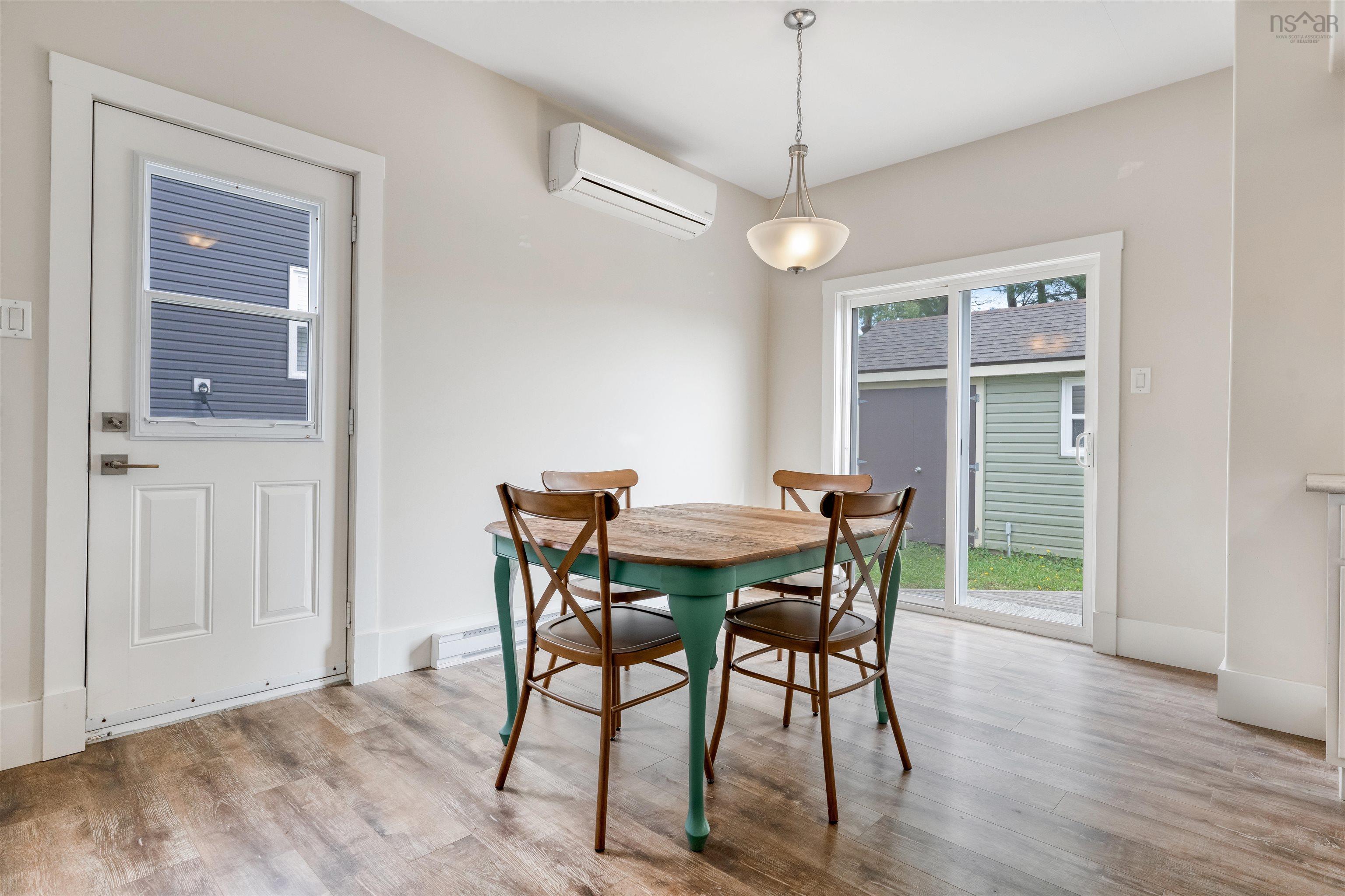 $499,000.00: 212 Adams Street, Lunenburg