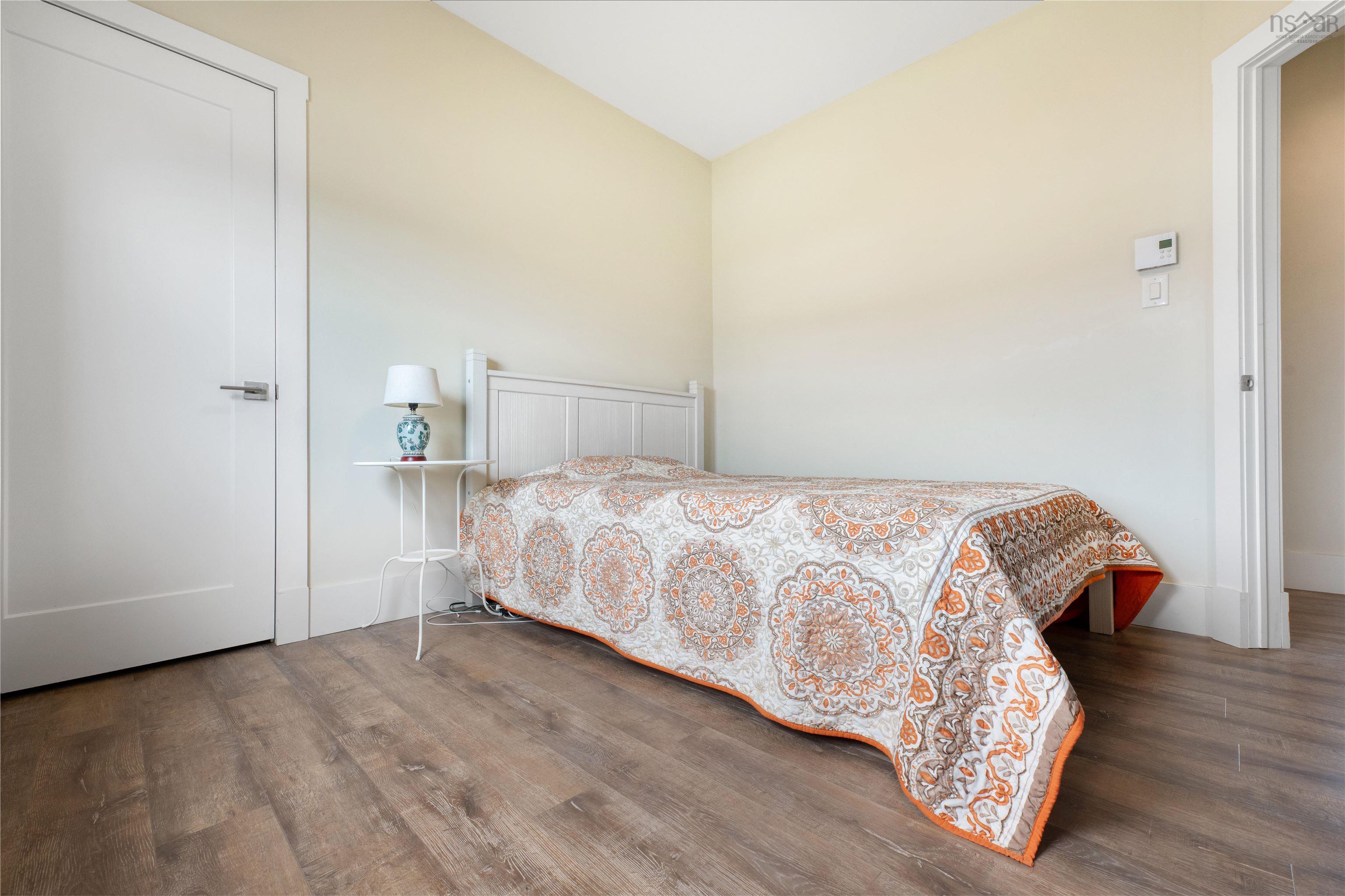 $499,000.00: 212 Adams Street, Lunenburg