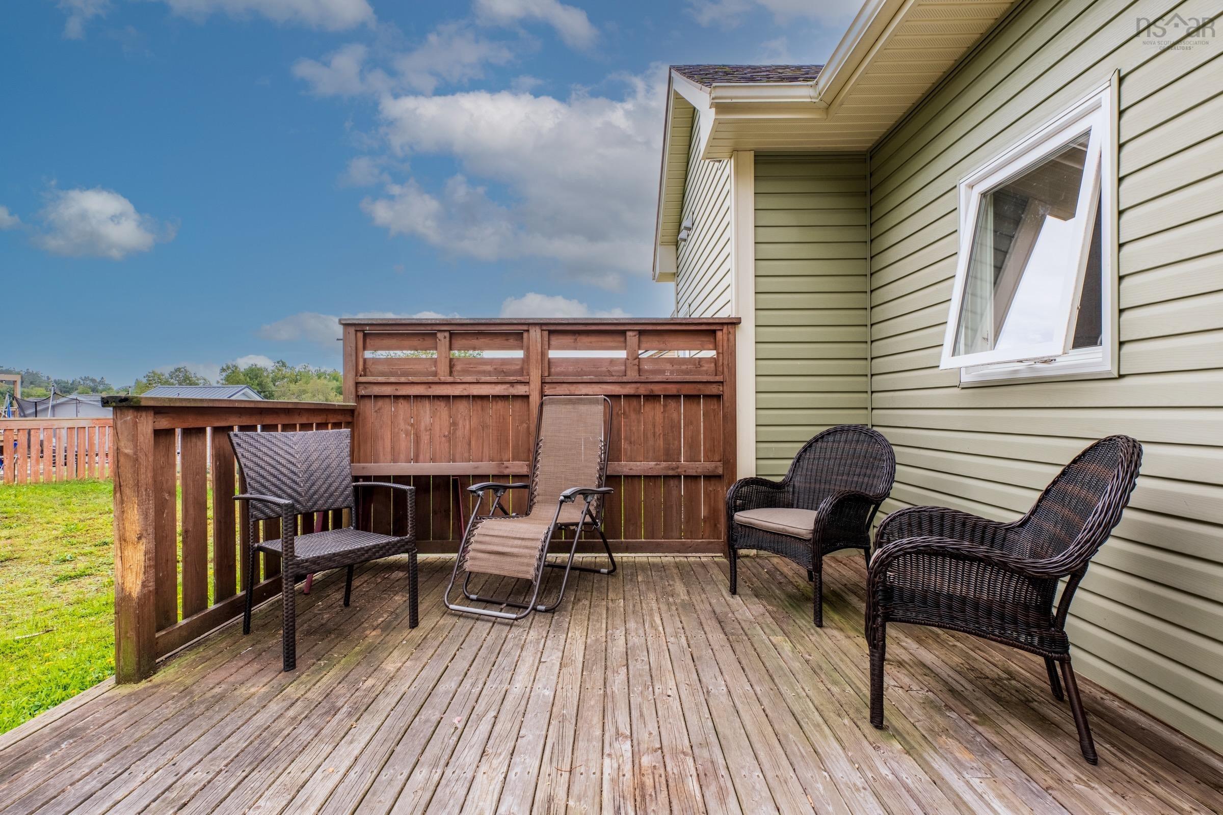 $499,000.00: 212 Adams Street, Lunenburg