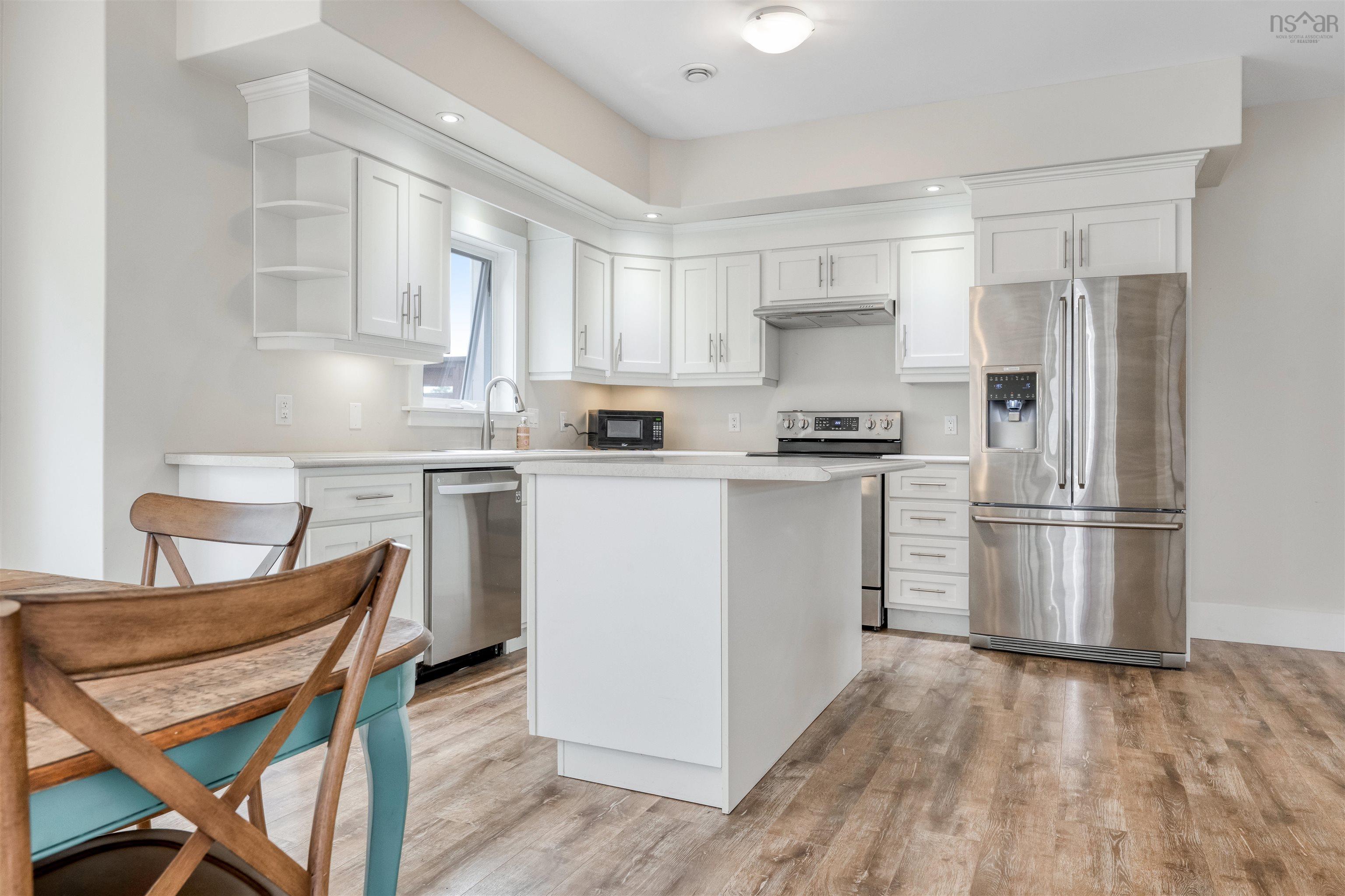 $499,000.00: 212 Adams Street, Lunenburg