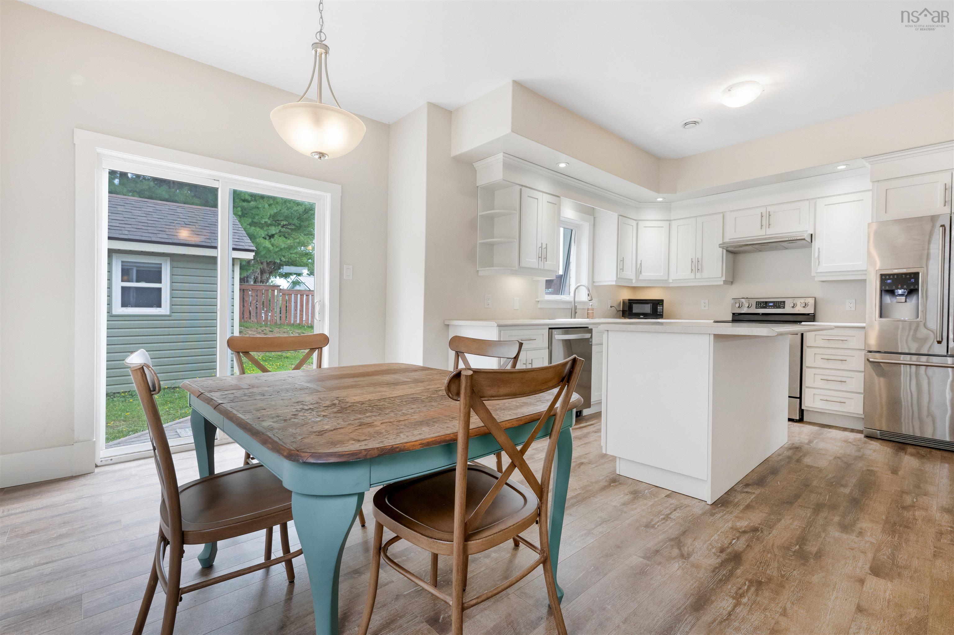 $499,000.00: 212 Adams Street, Lunenburg