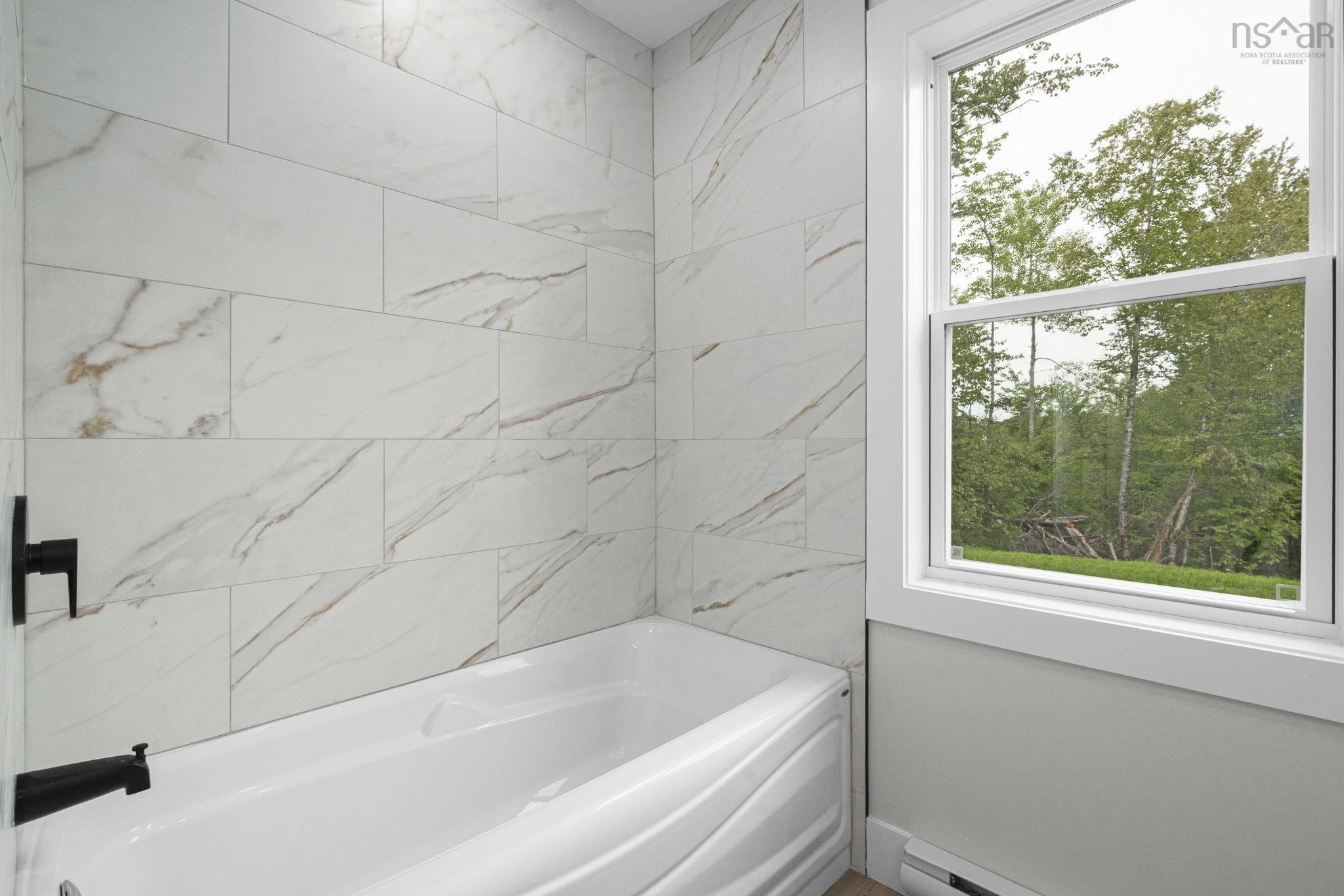 $599,900.00: 20 Paces Lake Drive, Musquodoboit Harbour