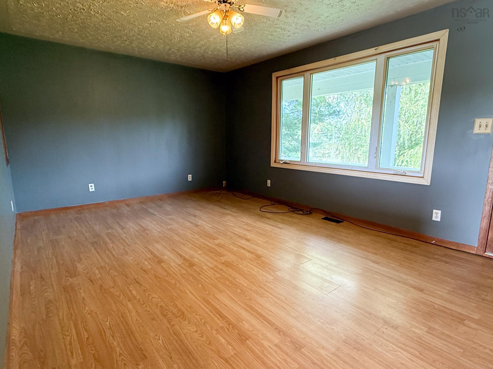 $319,900.00: 660 Highway 2, Stewiacke