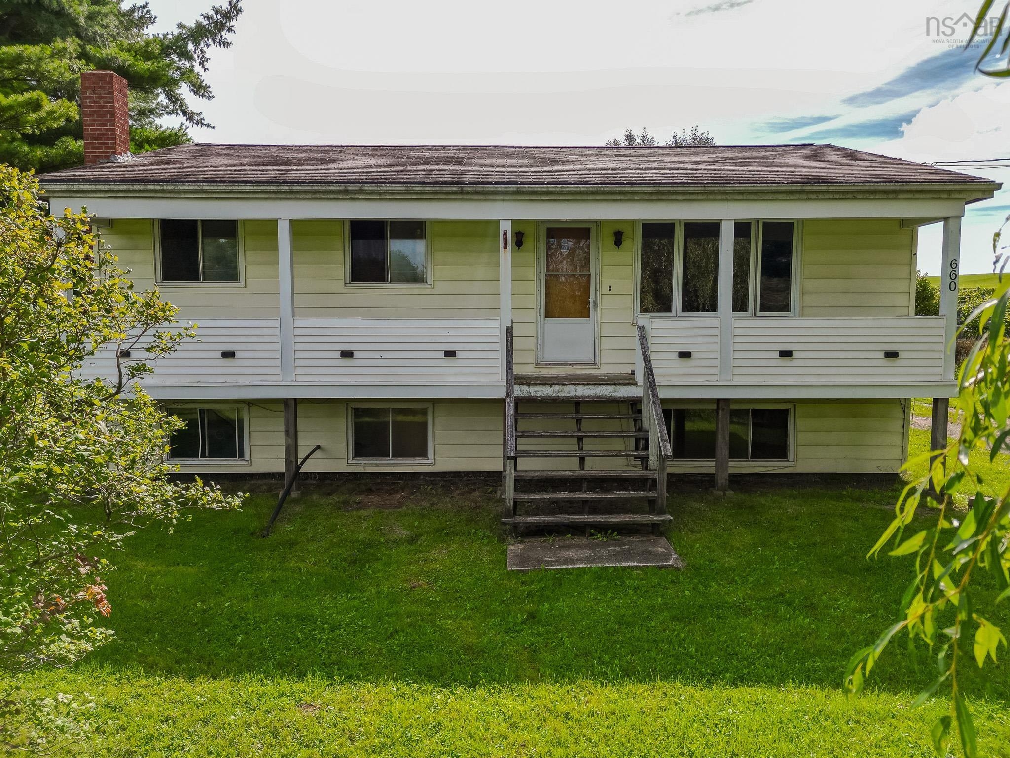 $319,900.00: 660 Highway 2, Stewiacke