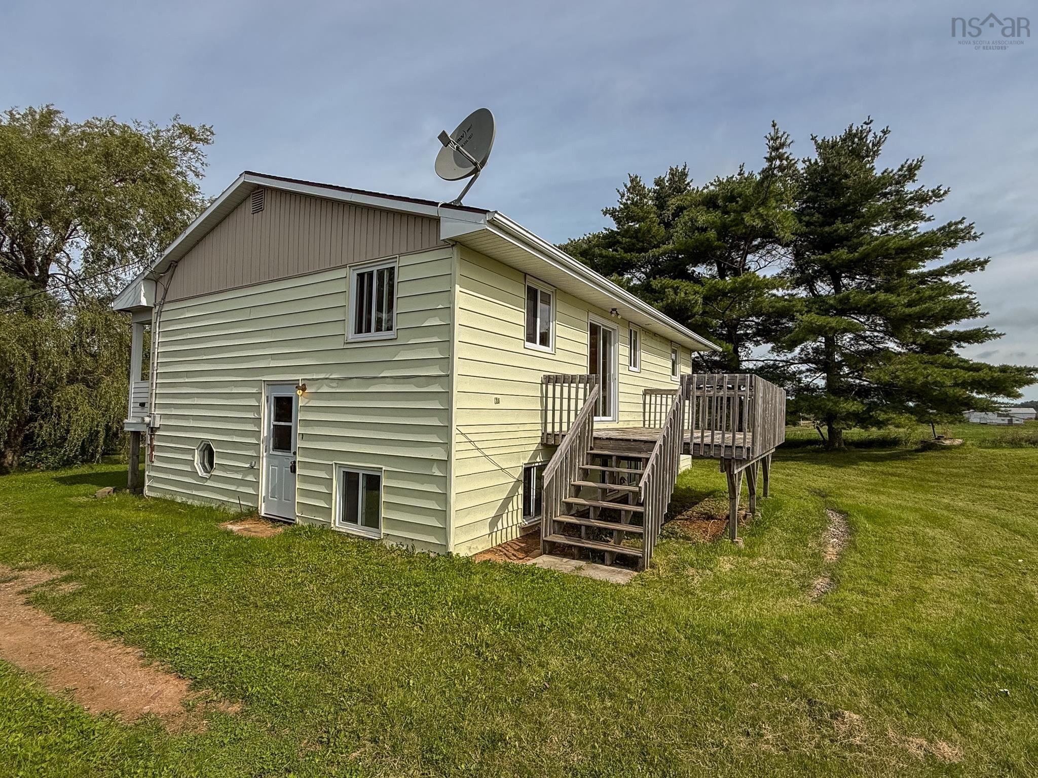 $319,900.00: 660 Highway 2, Stewiacke