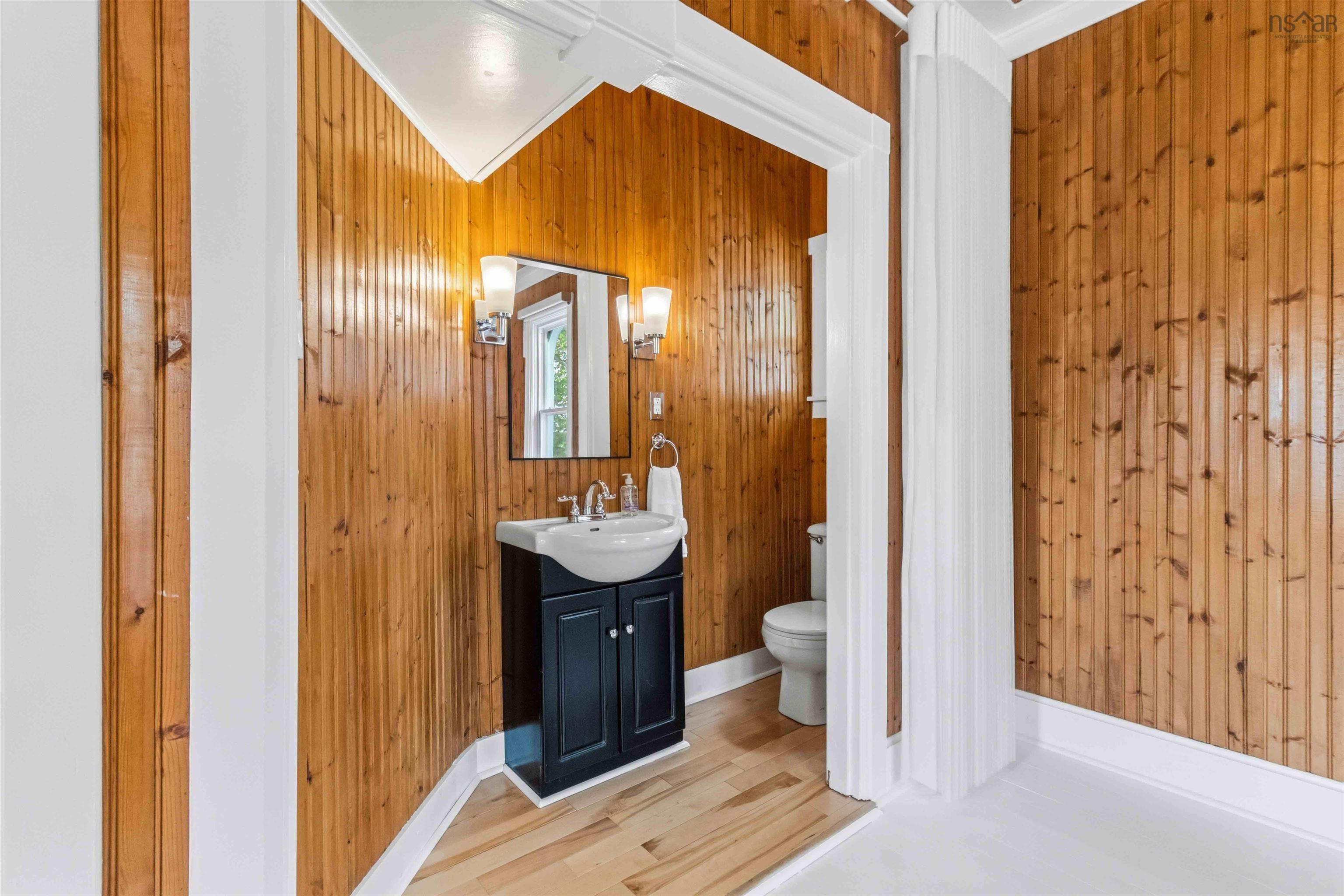 $475,000.00: 24 QUEEN Street, Bridgewater