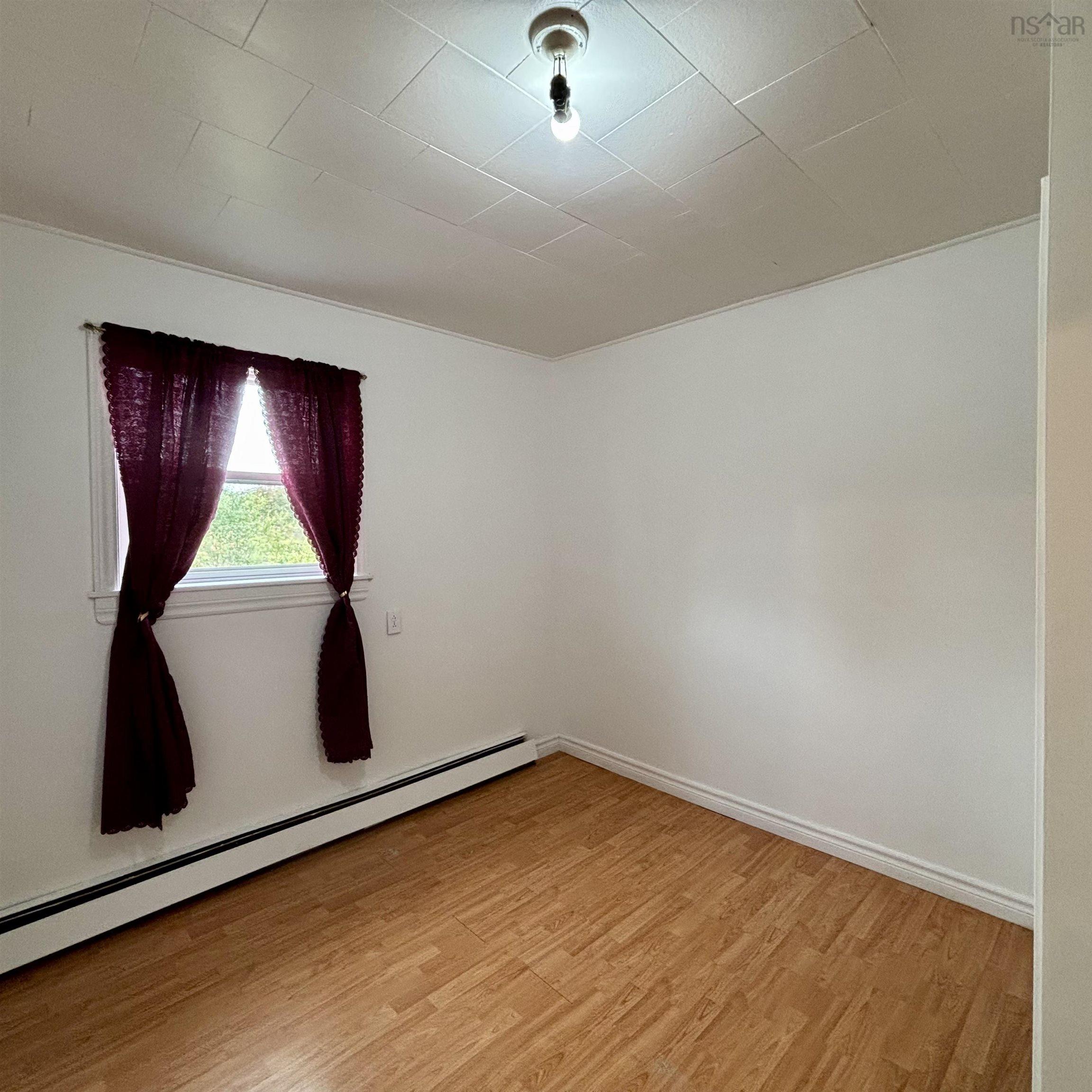 $165,000.00: 743 Maple Street, New Waterford