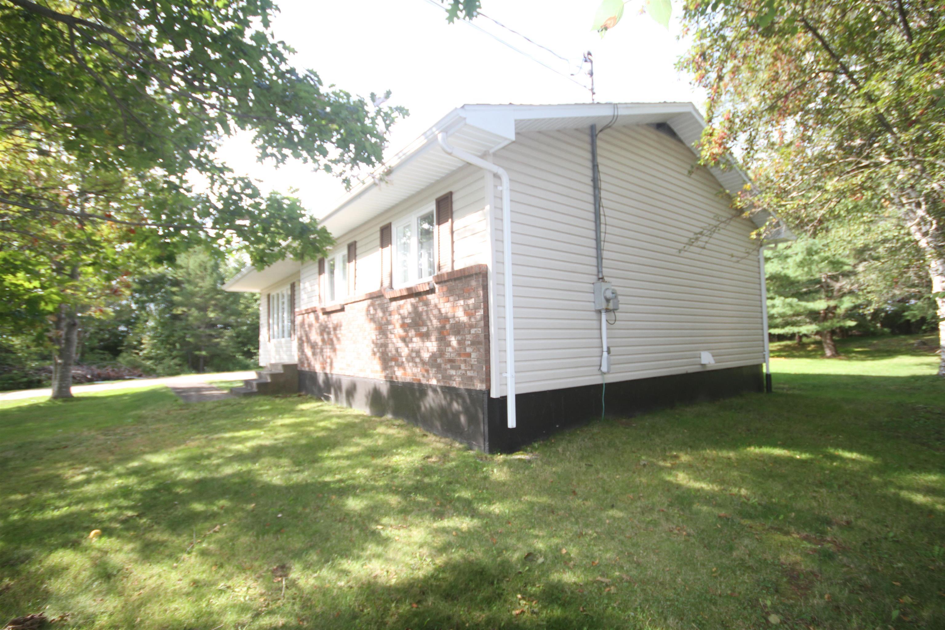 $339,900.00: 910 Highway 320, Lennox Passage