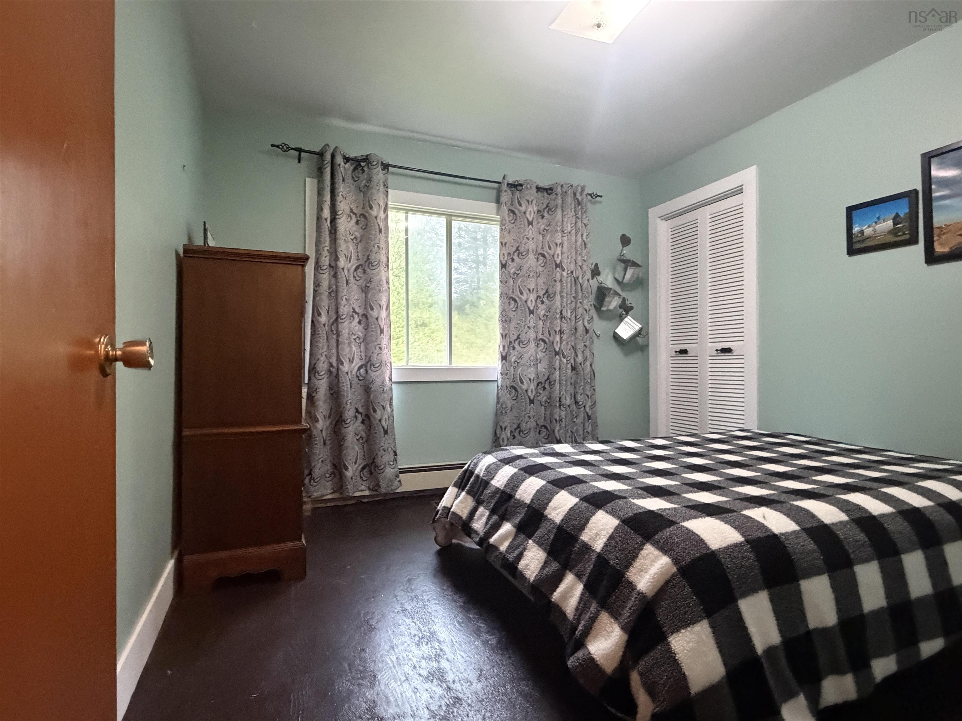 $179,900.00: 948 Big Baddeck Road, Big Baddeck