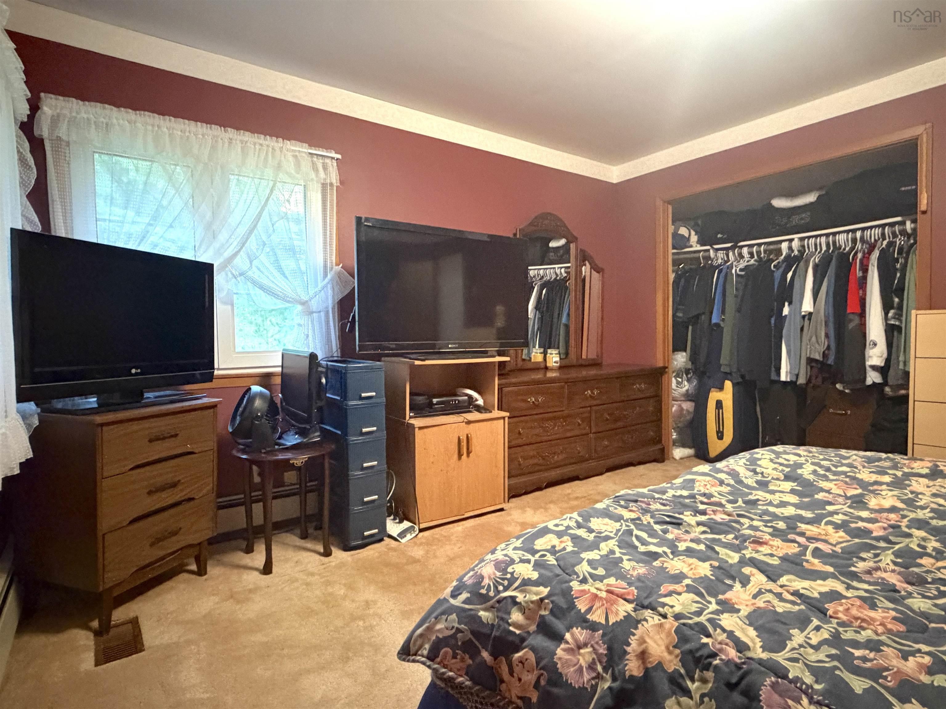 $179,900.00: 948 Big Baddeck Road, Big Baddeck