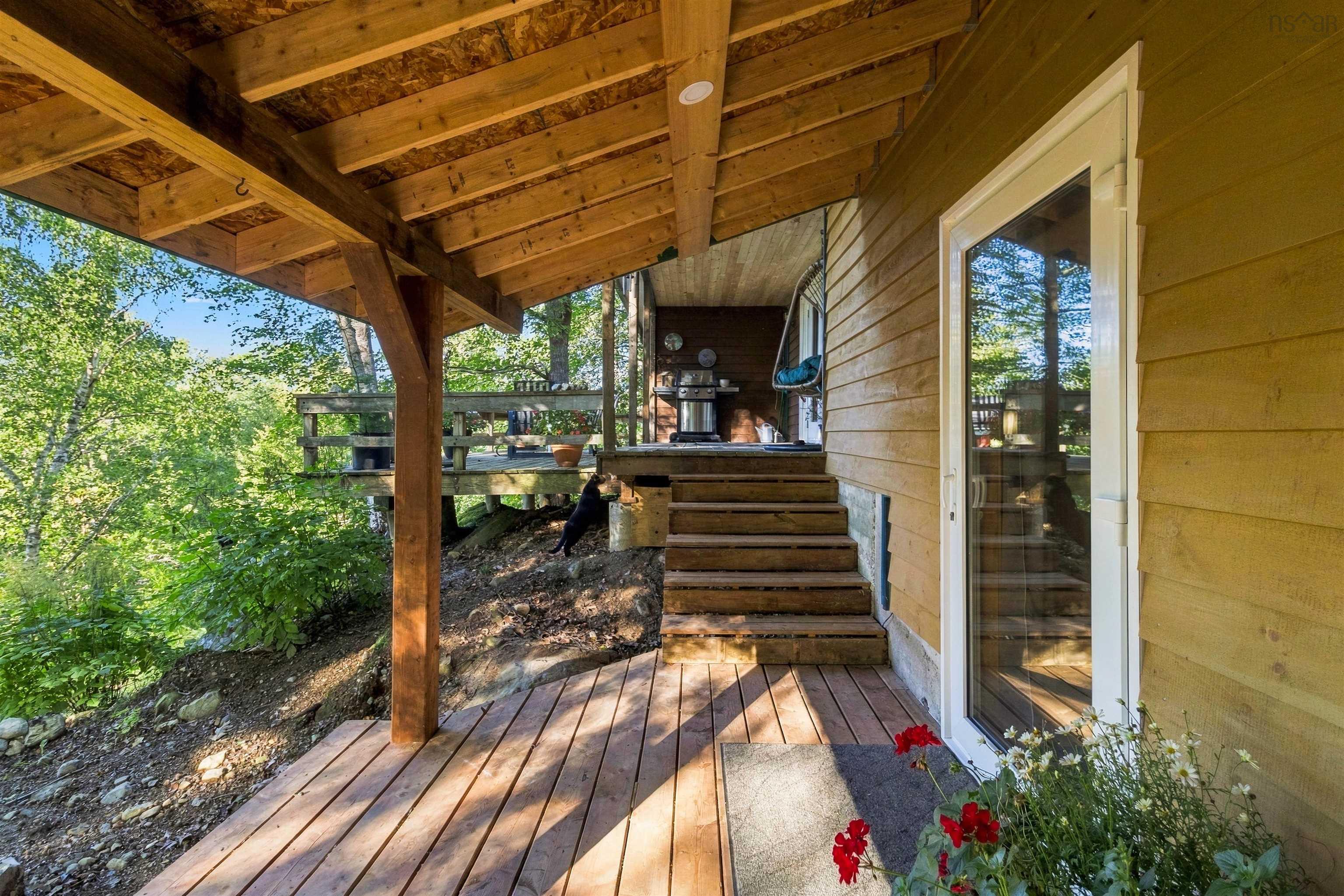 $950,000.00: 339 Mill Village East Road, Mill Village