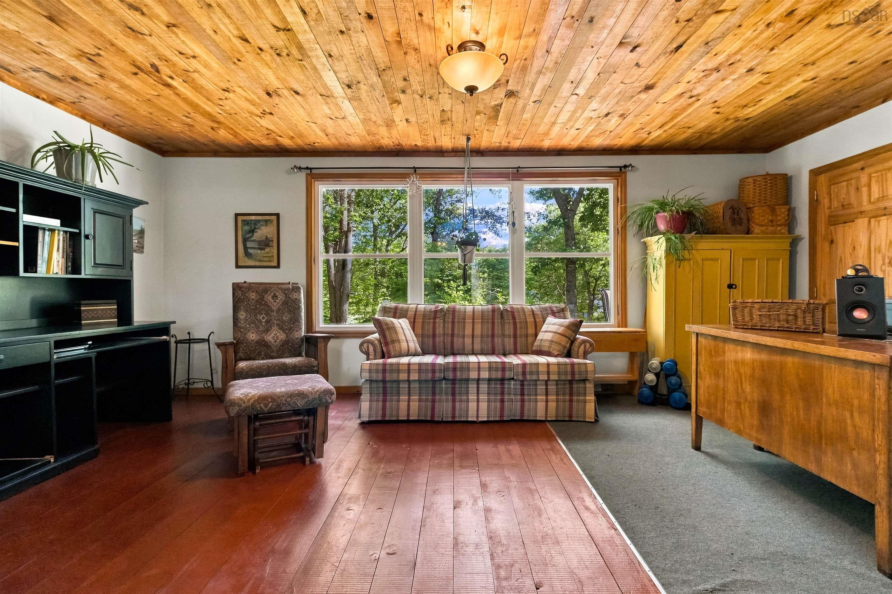 $950,000.00: 339 Mill Village East Road, Mill Village