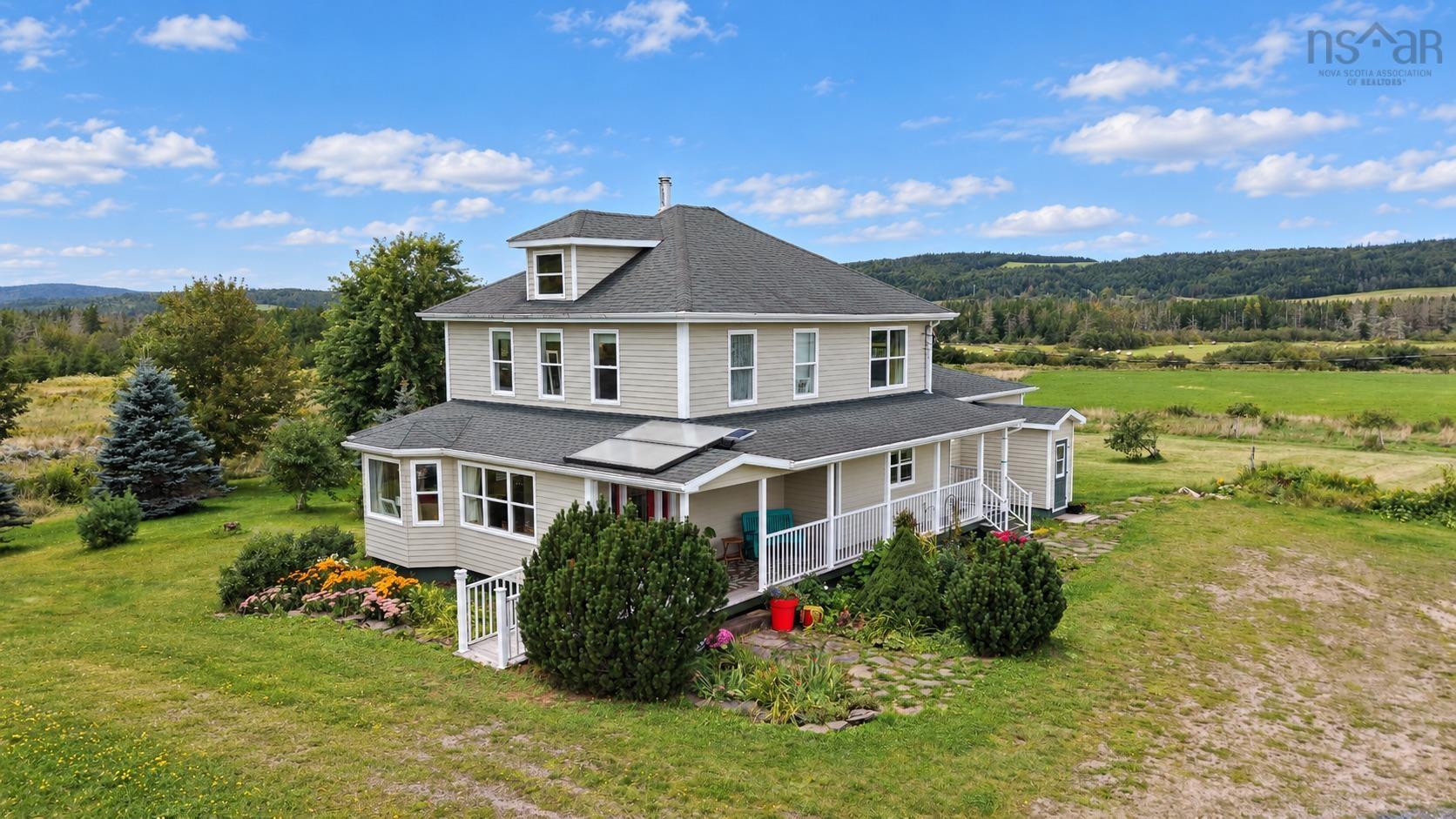 $1,390,000.00: 2456 Route 252, Nevada Valley