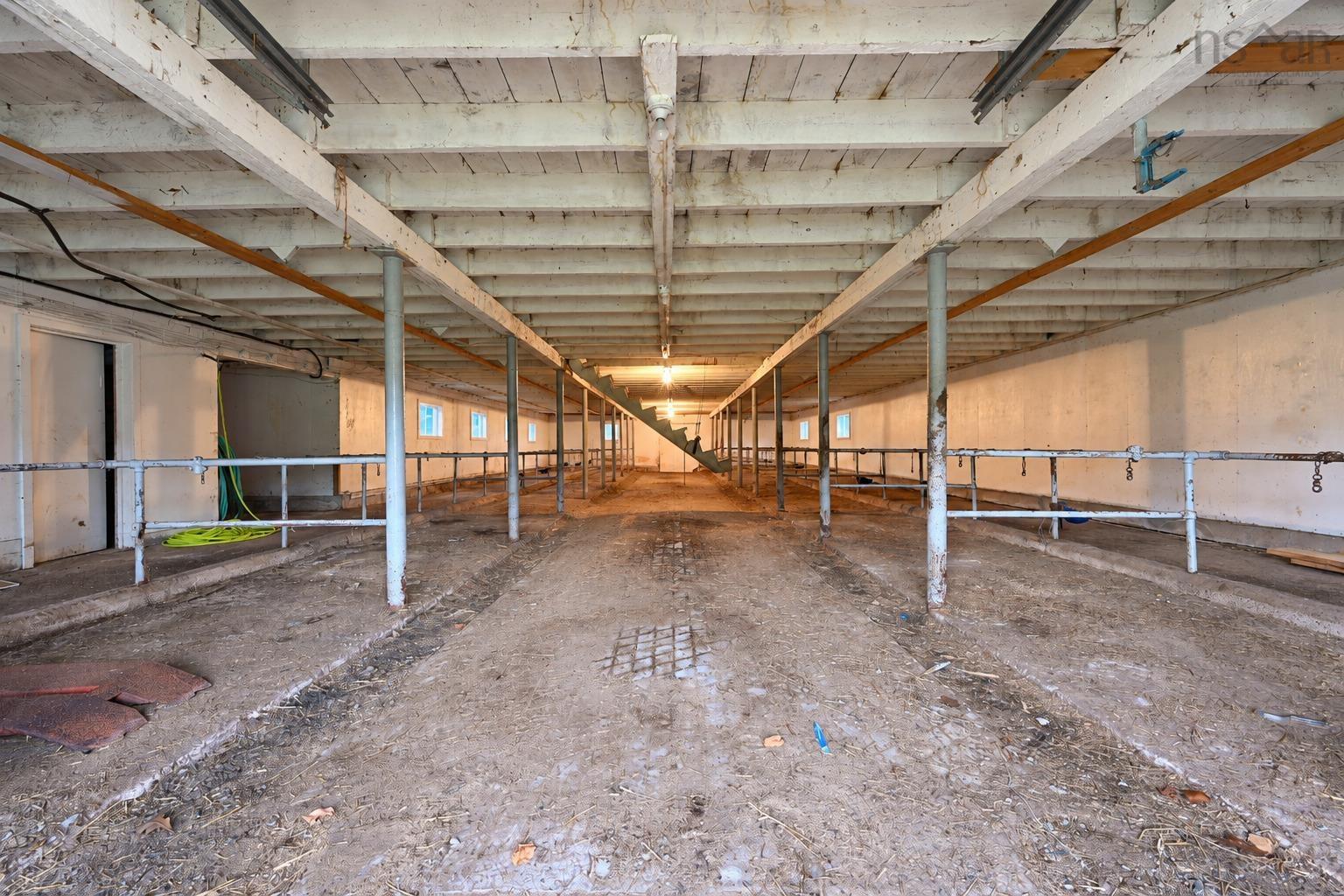 $1,390,000.00: 2456 Route 252, Nevada Valley