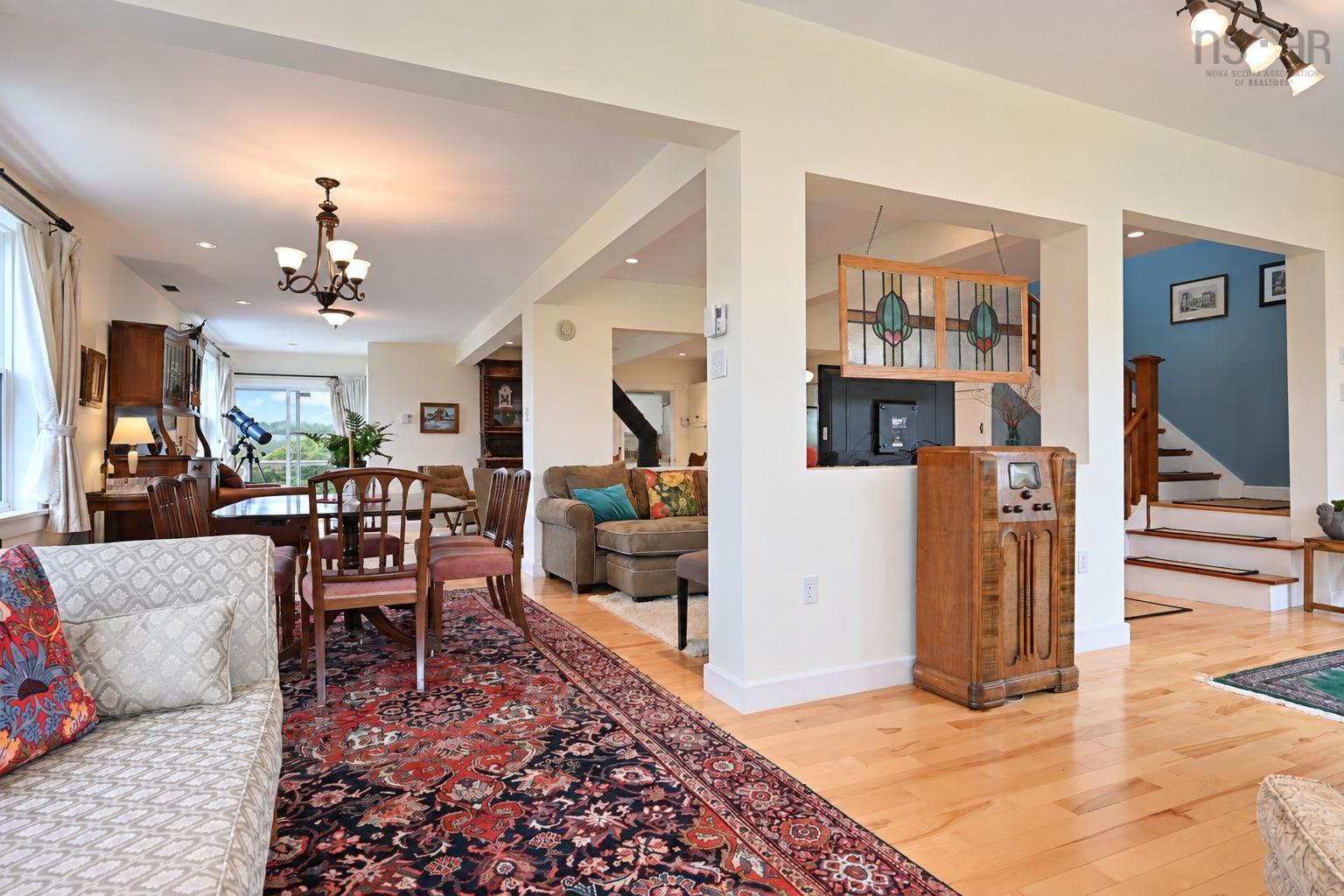 $1,390,000.00: 2456 Route 252, Nevada Valley