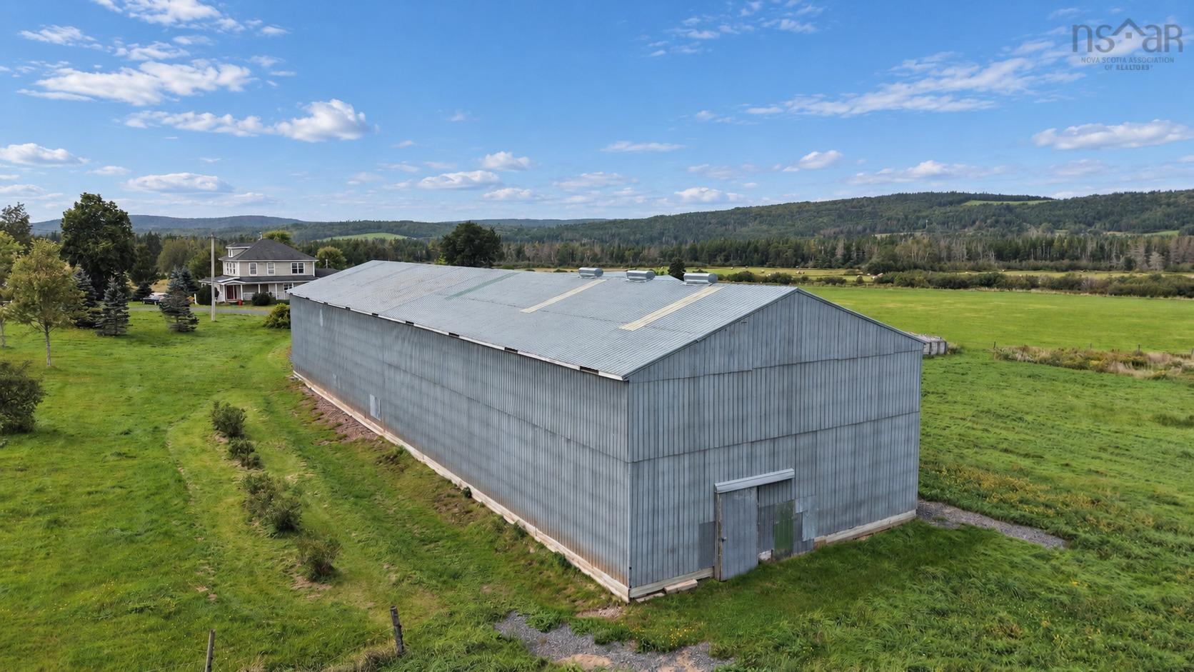 $1,390,000.00: 2456 Route 252, Nevada Valley