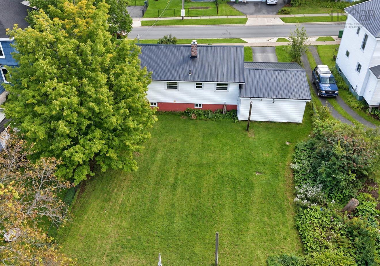 $315,000.00: 110 Park Street, Stellarton