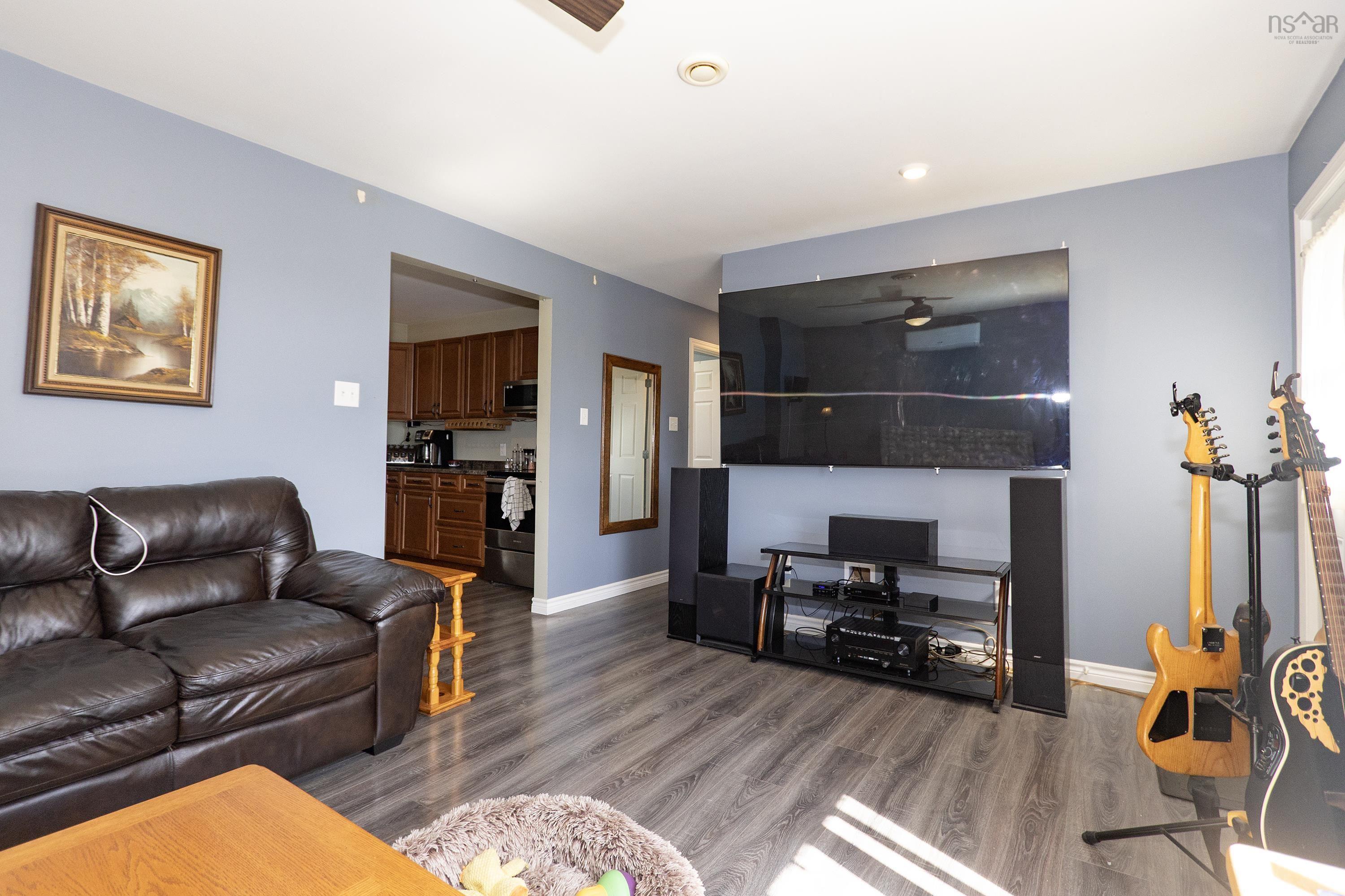 $259,900.00: 52 Queen Street, Springhill