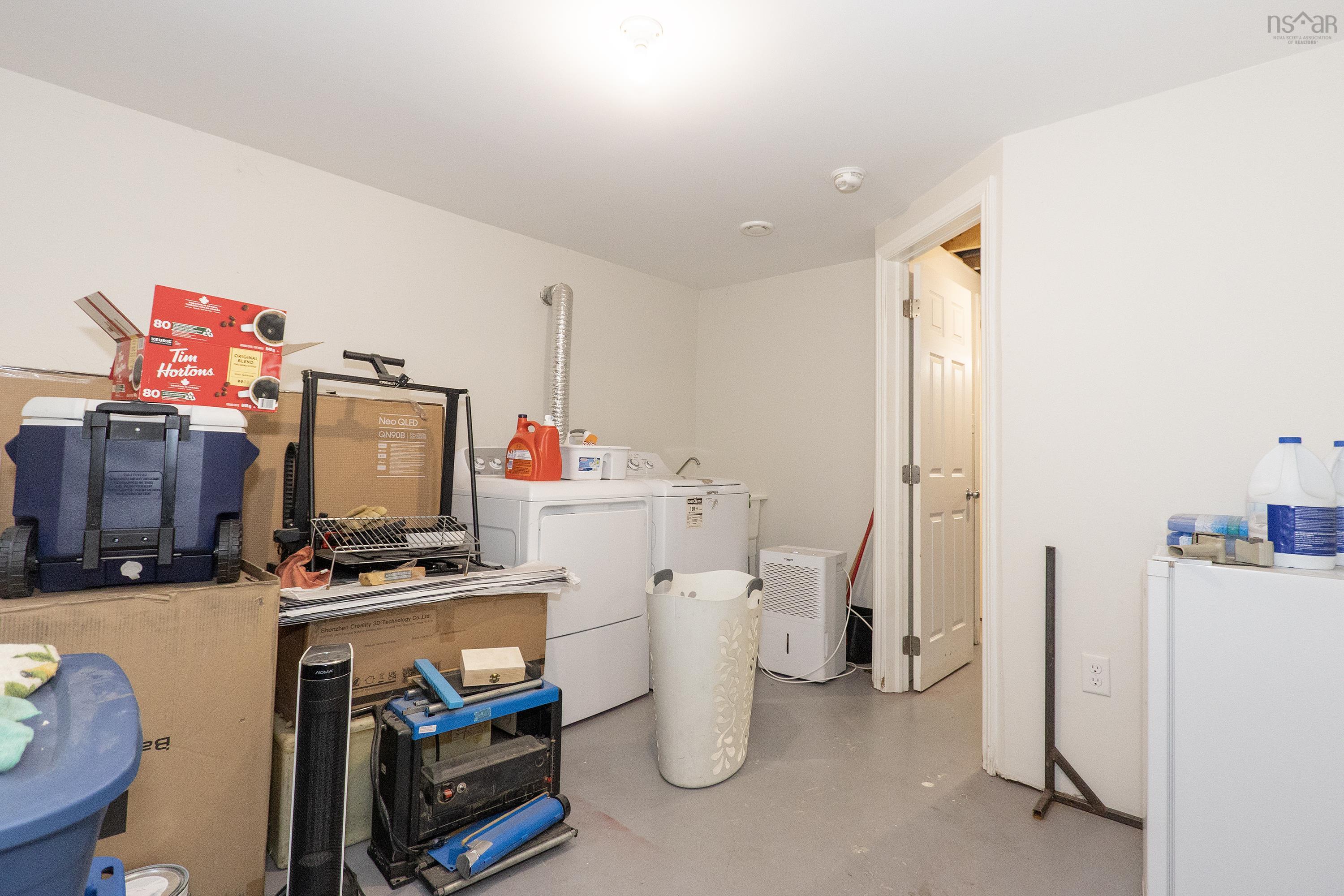 $259,900.00: 52 Queen Street, Springhill