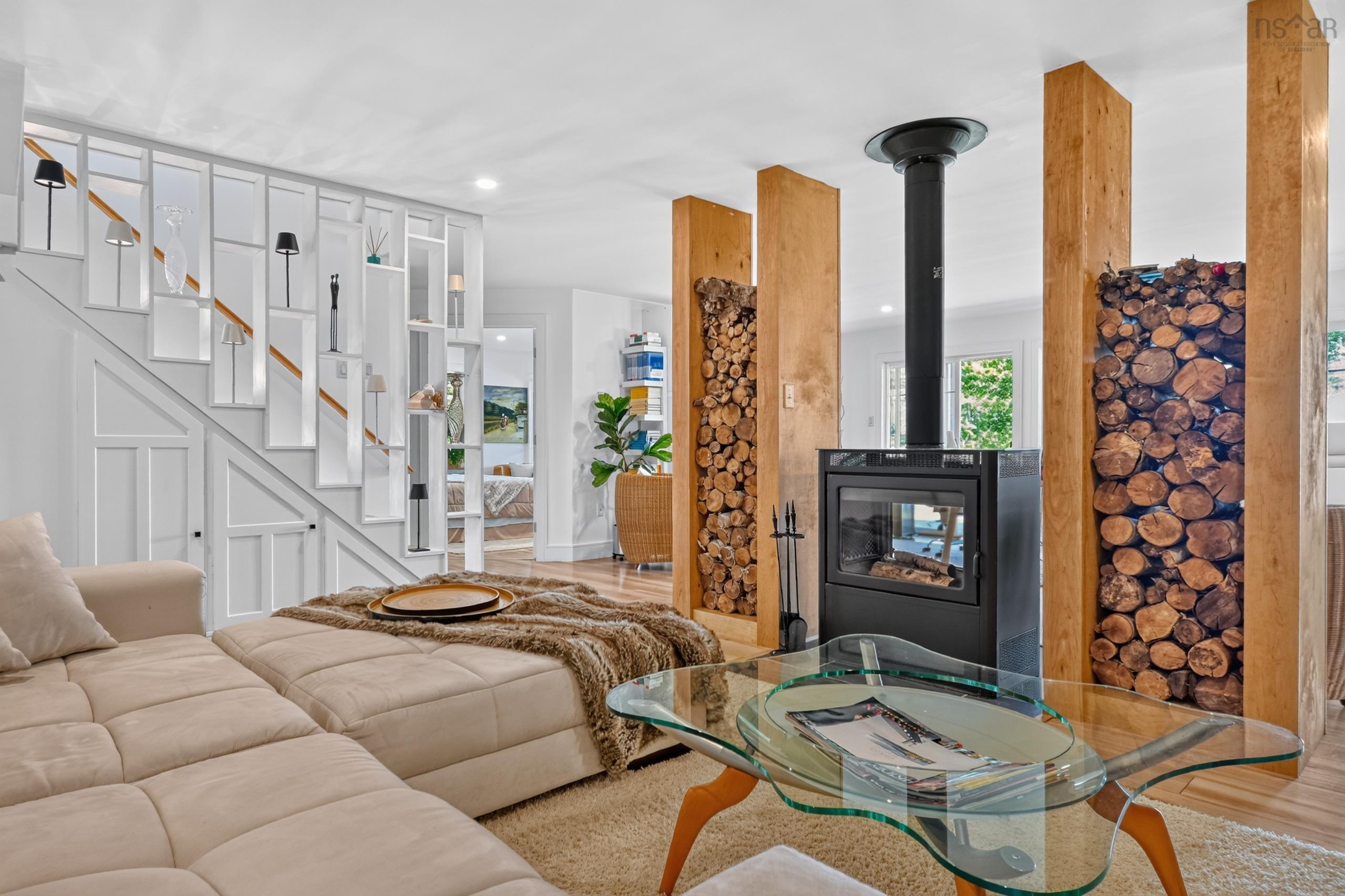 $1,395,000.00: 7548 Marble Mountain Road, Malagawatch