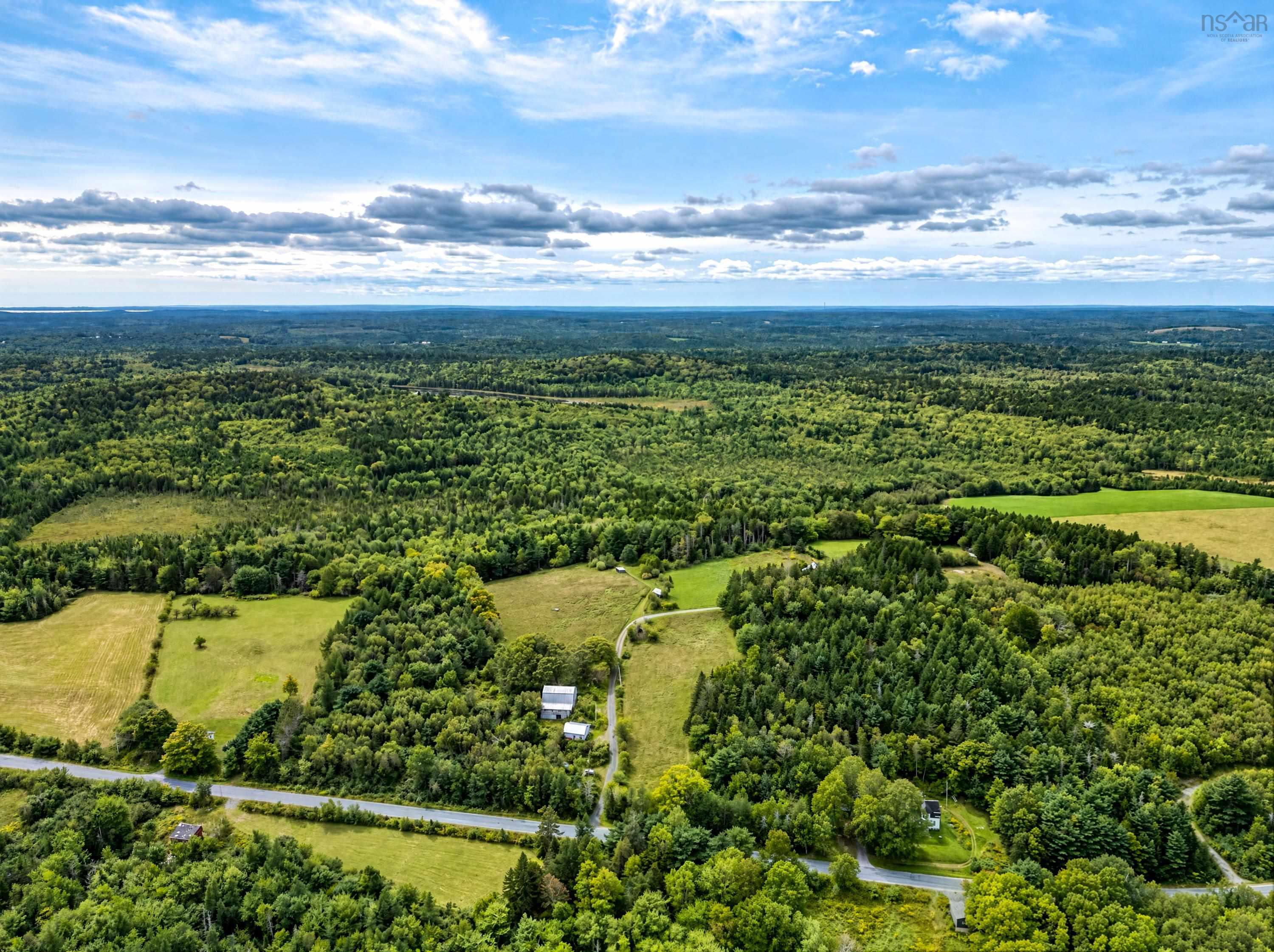 $685,000.00: 1690 New Cumberland Road, Pleasantville