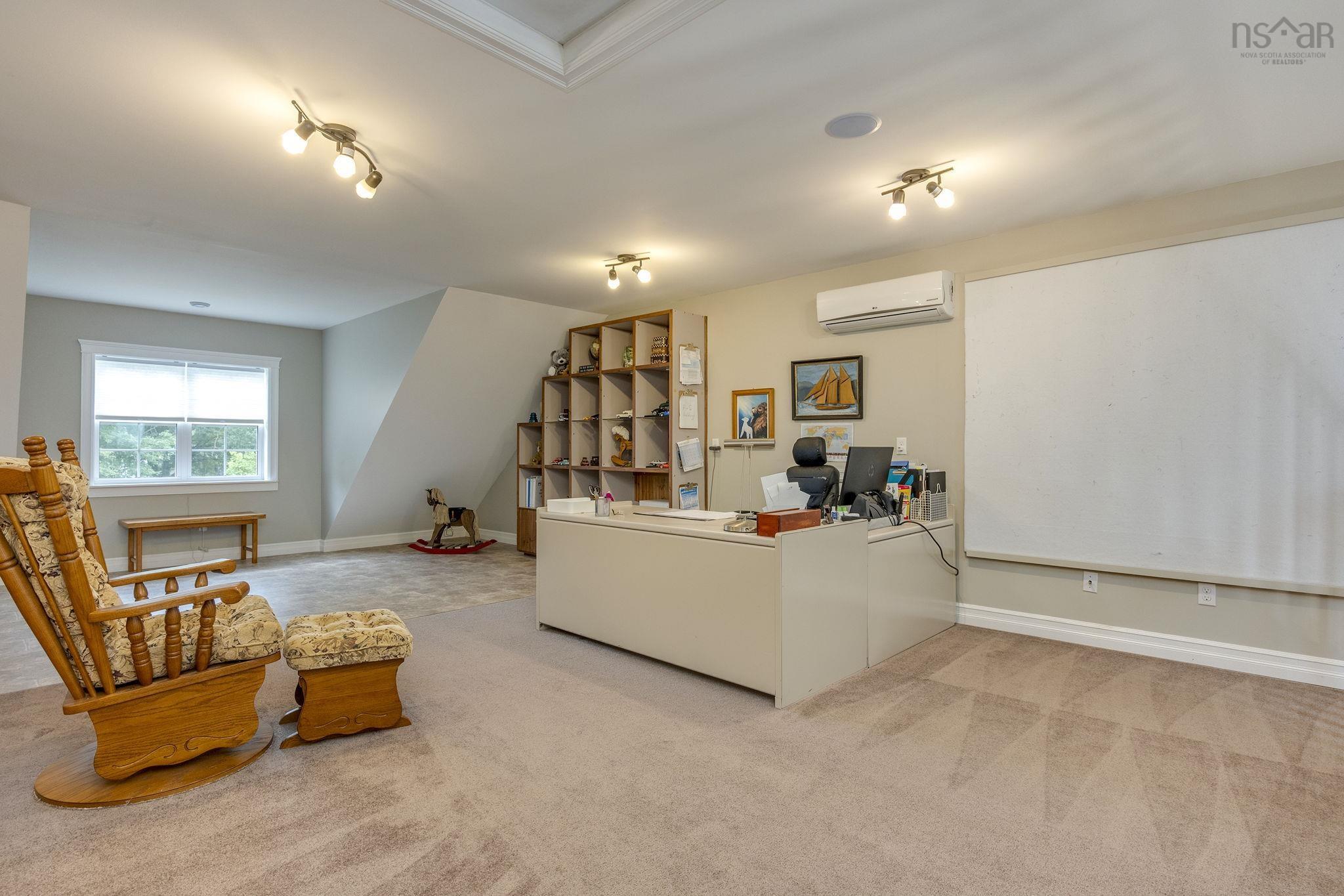 $899,000.00: 1460 Bridge Street, Kingston