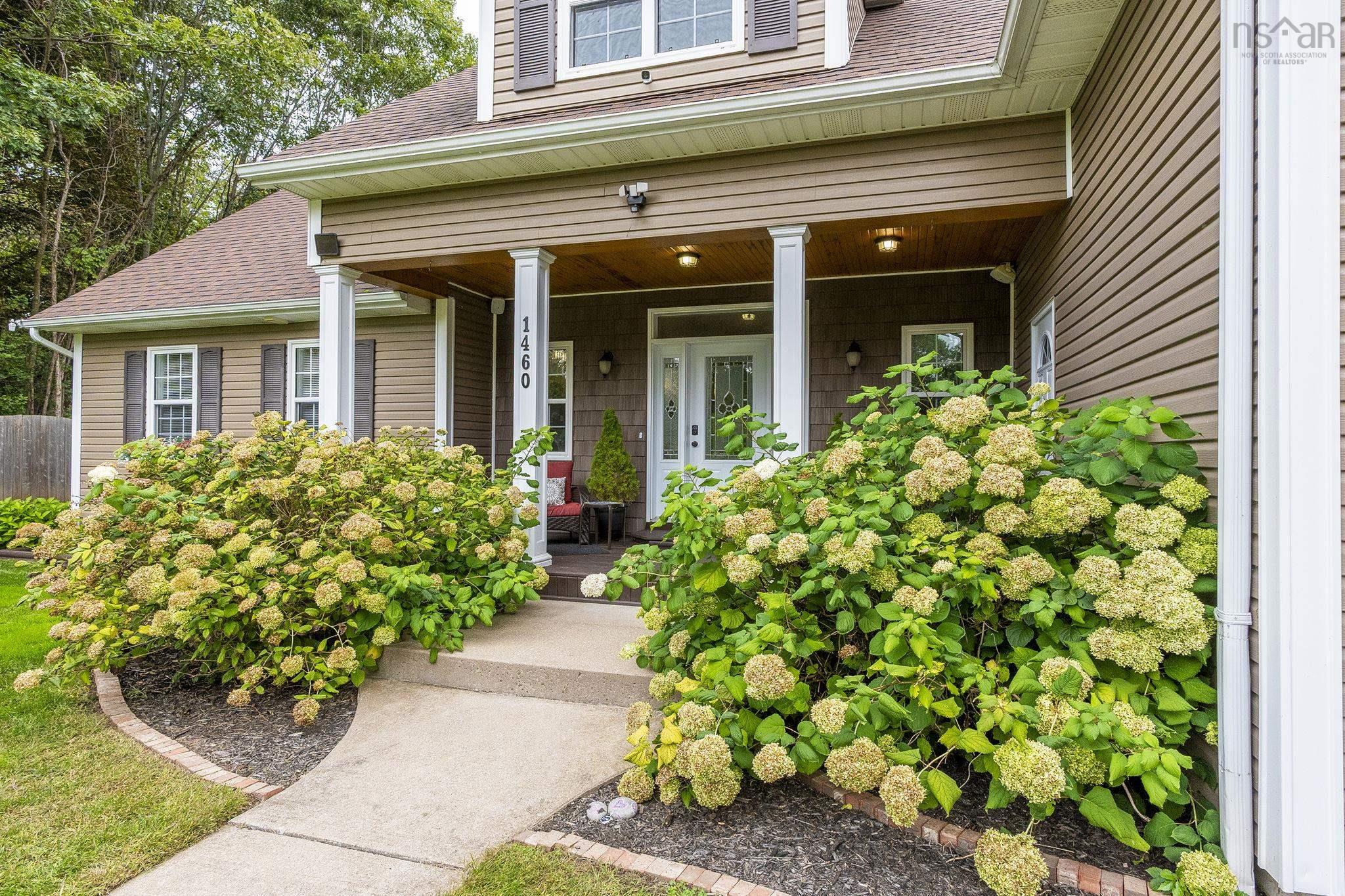 $899,000.00: 1460 Bridge Street, Kingston