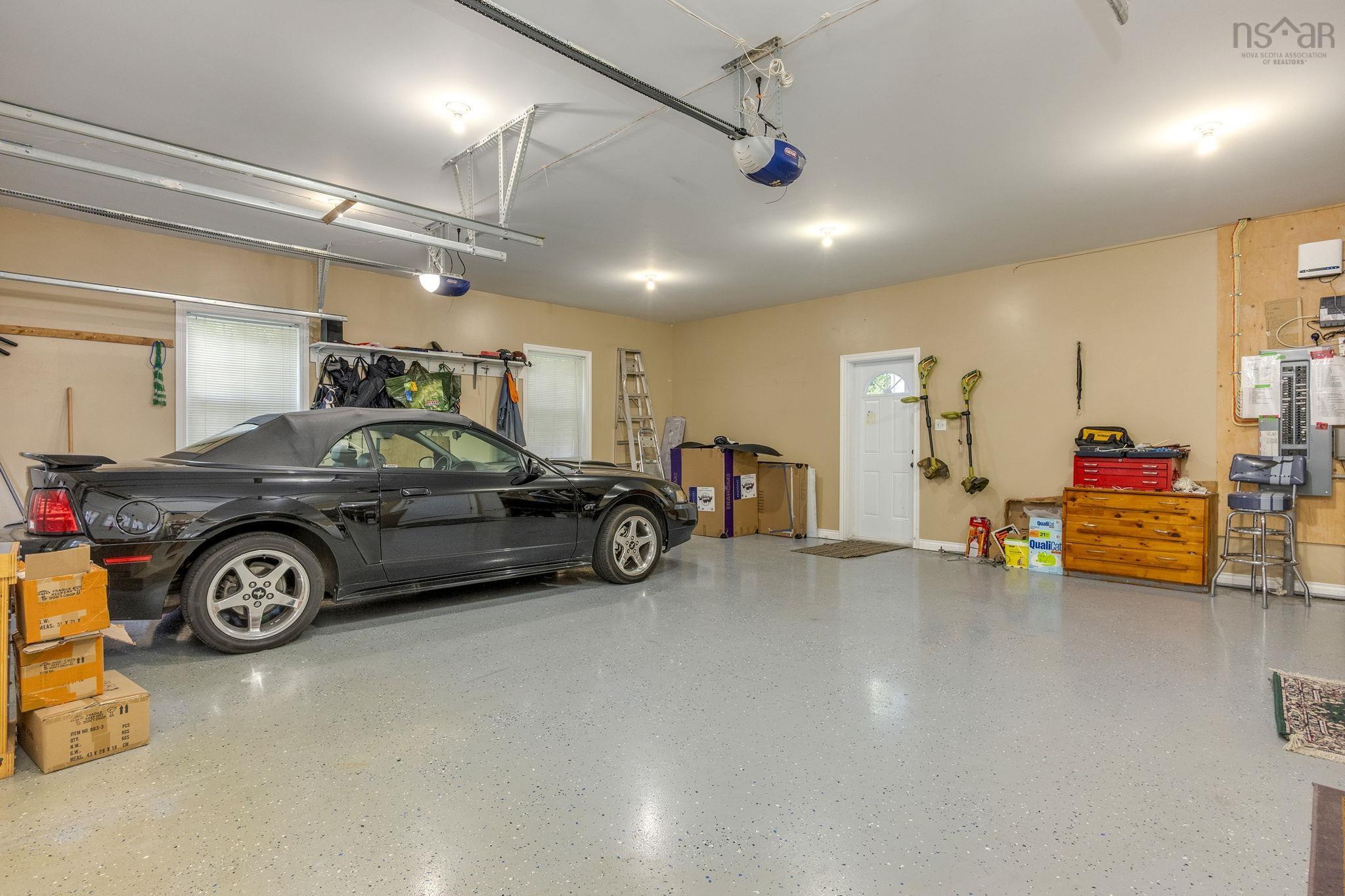 $899,000.00: 1460 Bridge Street, Kingston