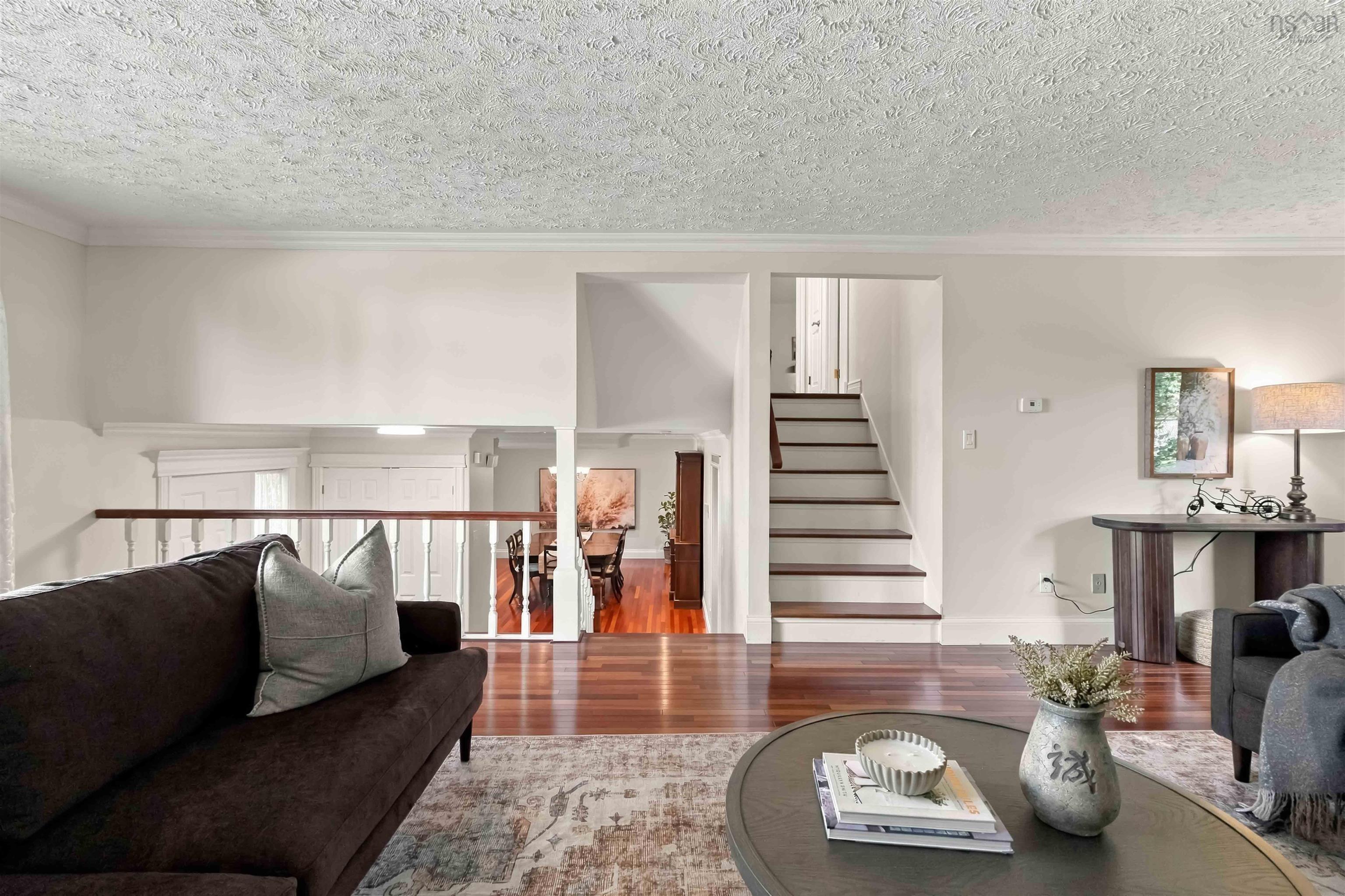 $779,900.00: 8 Banks Court, Dartmouth