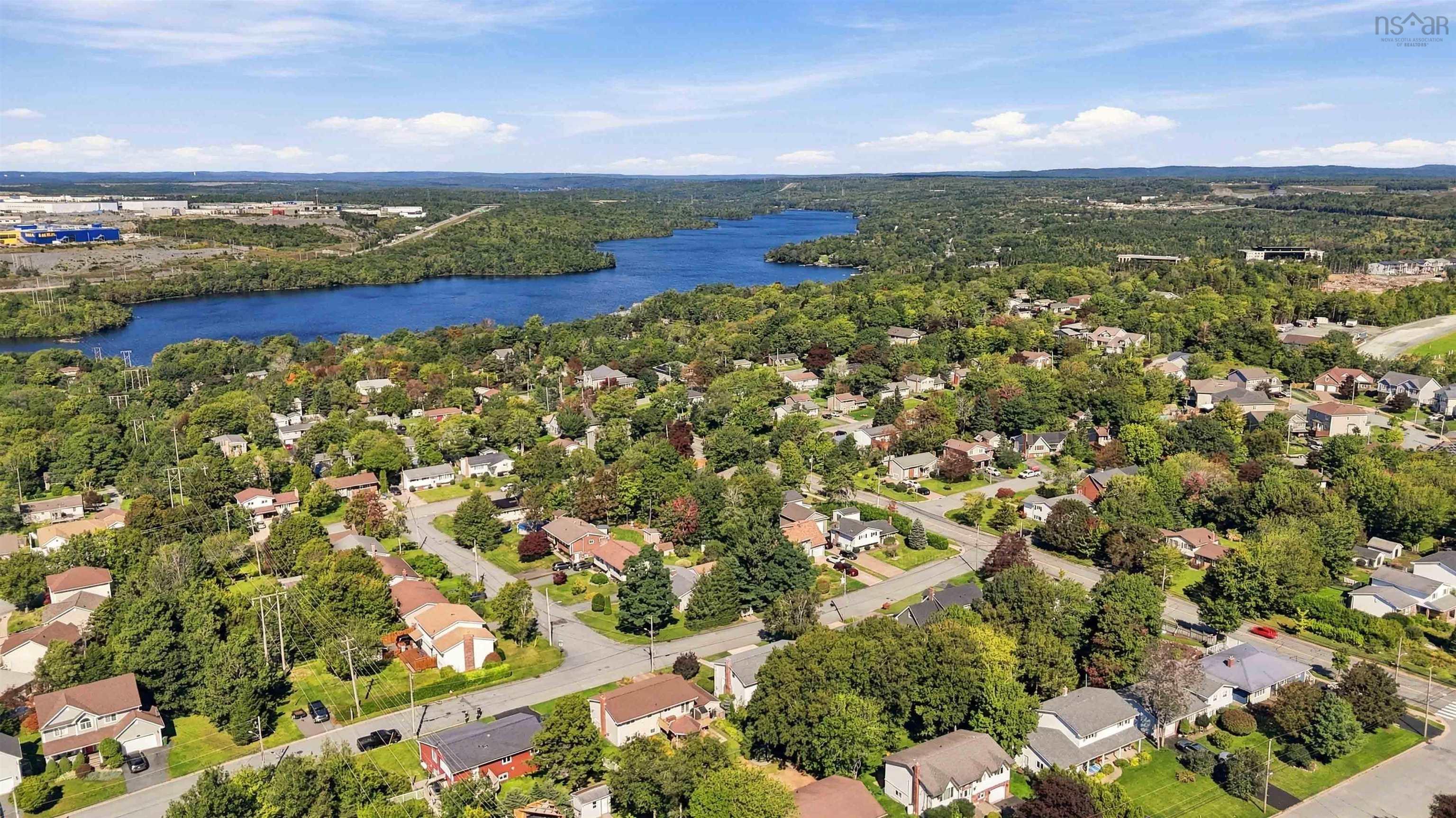 $779,900.00: 8 Banks Court, Dartmouth