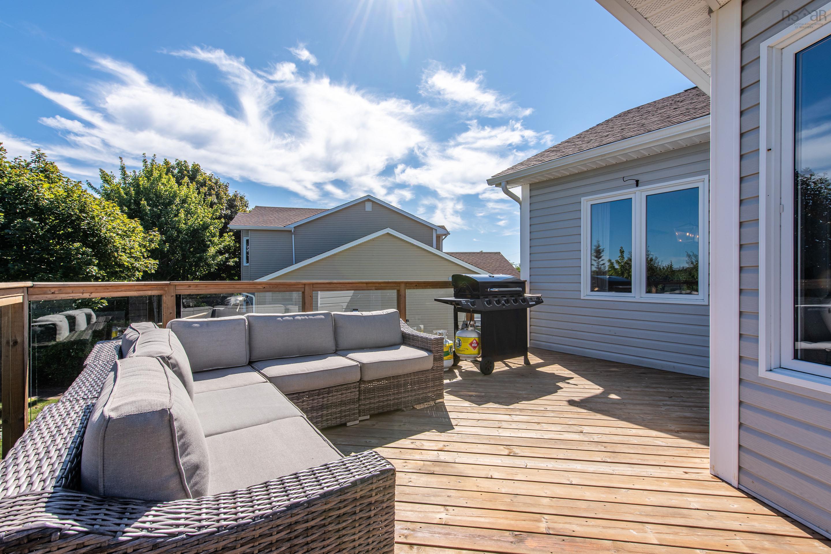 $1,039,000.00: 50 Parkedge Crescent, Cole Harbour