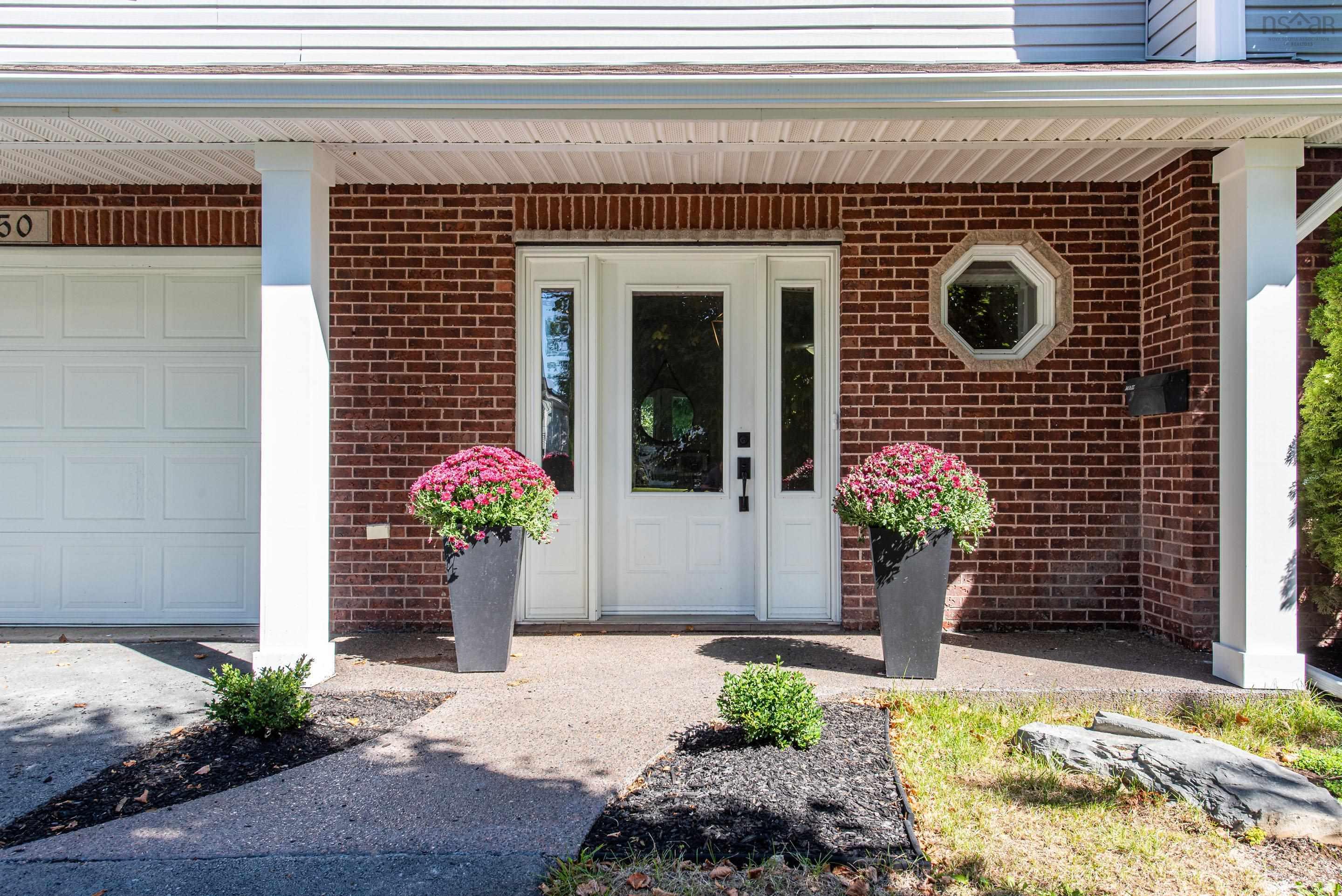 $1,039,000.00: 50 Parkedge Crescent, Cole Harbour