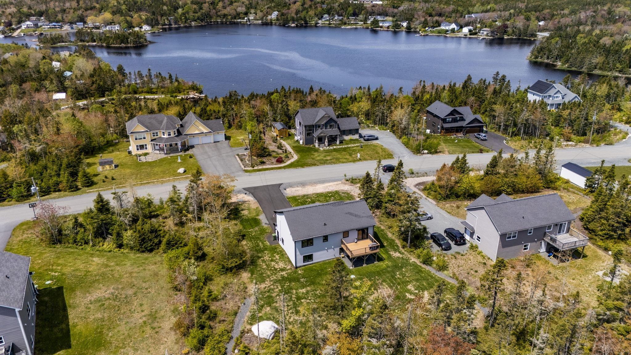 $743,000.00: 115 Hargrove Lane, Whites Lake