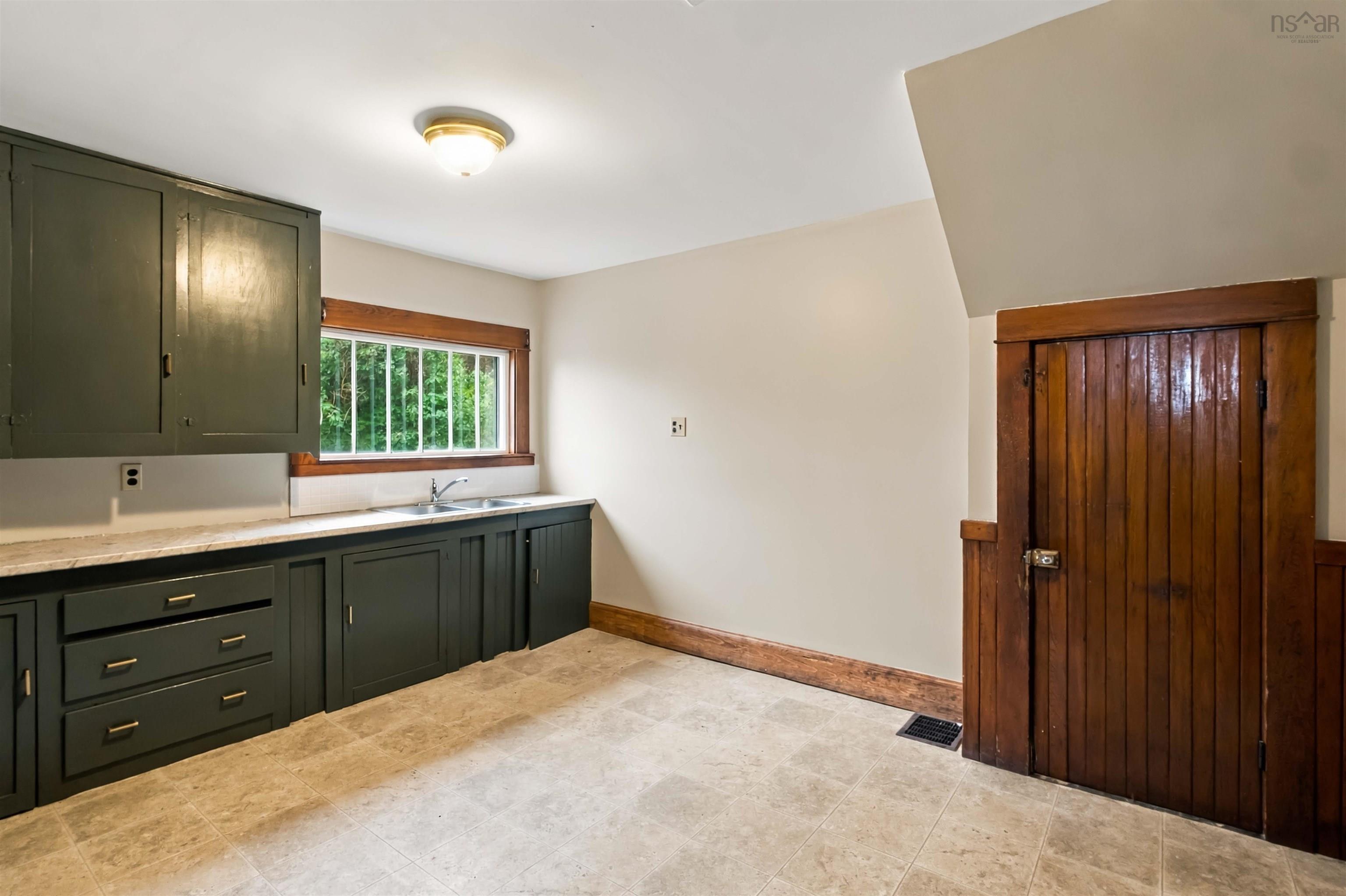 $289,900.00: 575 Marshalltown Road, Marshalltown