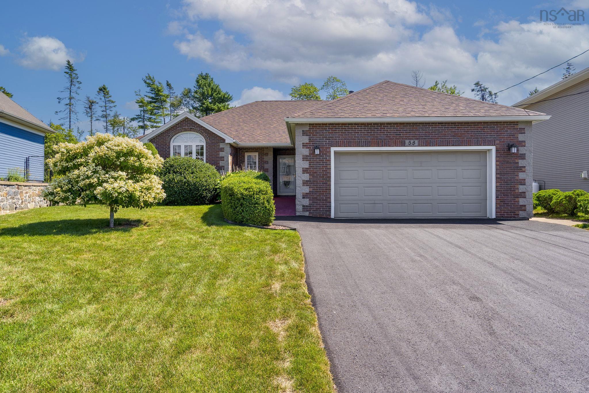 $699,900.00: 58 Longard Drive, Timberlea