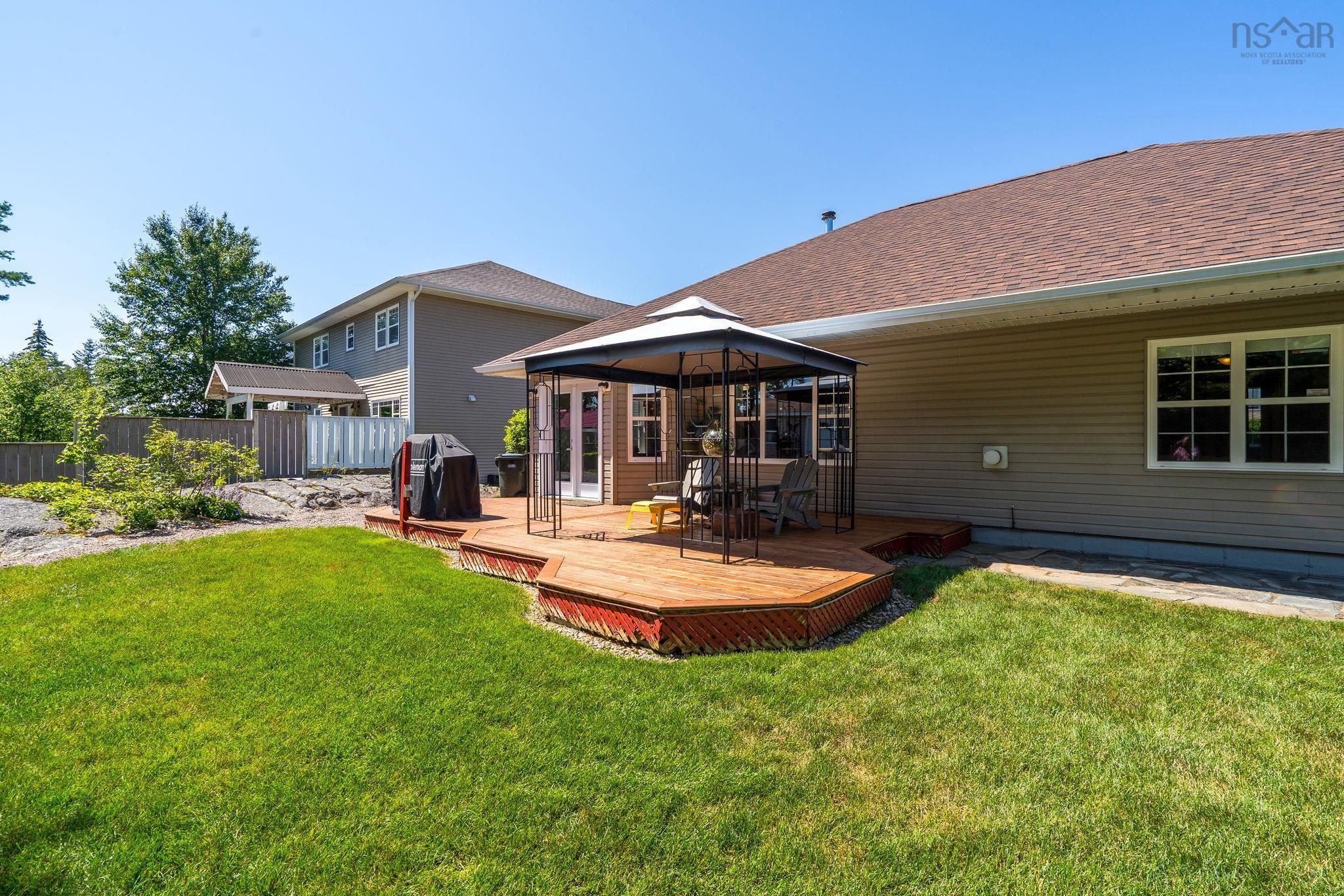 $699,900.00: 58 Longard Drive, Timberlea