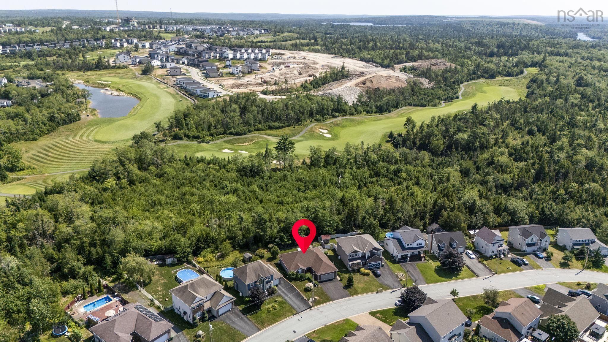 $699,900.00: 58 Longard Drive, Timberlea