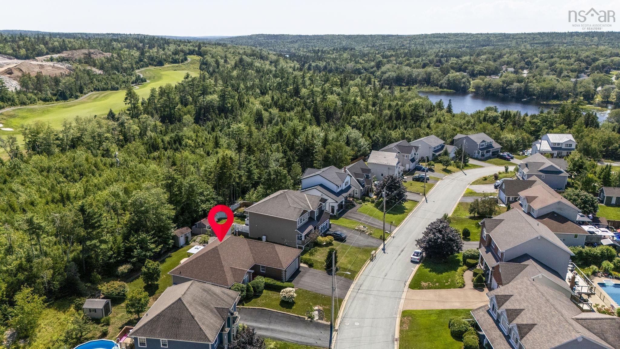 $699,900.00: 58 Longard Drive, Timberlea