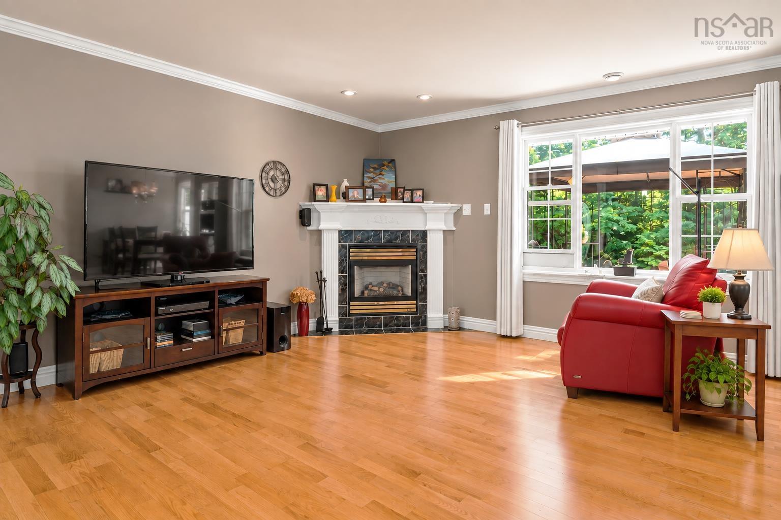 $699,900.00: 58 Longard Drive, Timberlea