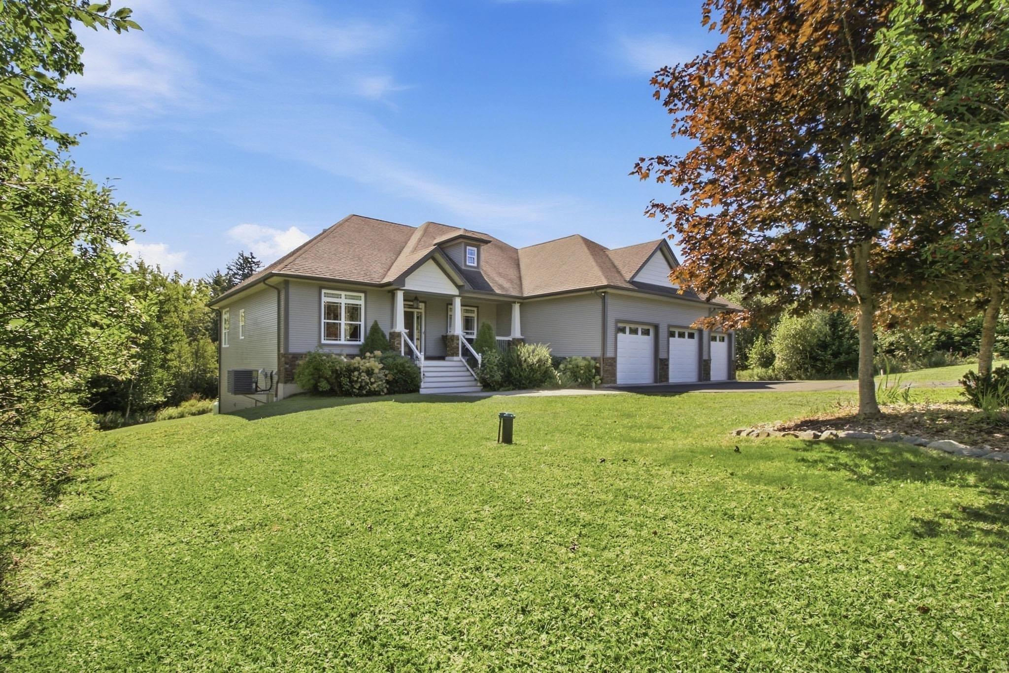 $1,099,900.00: 130 Dunsmore Drive, Fall River