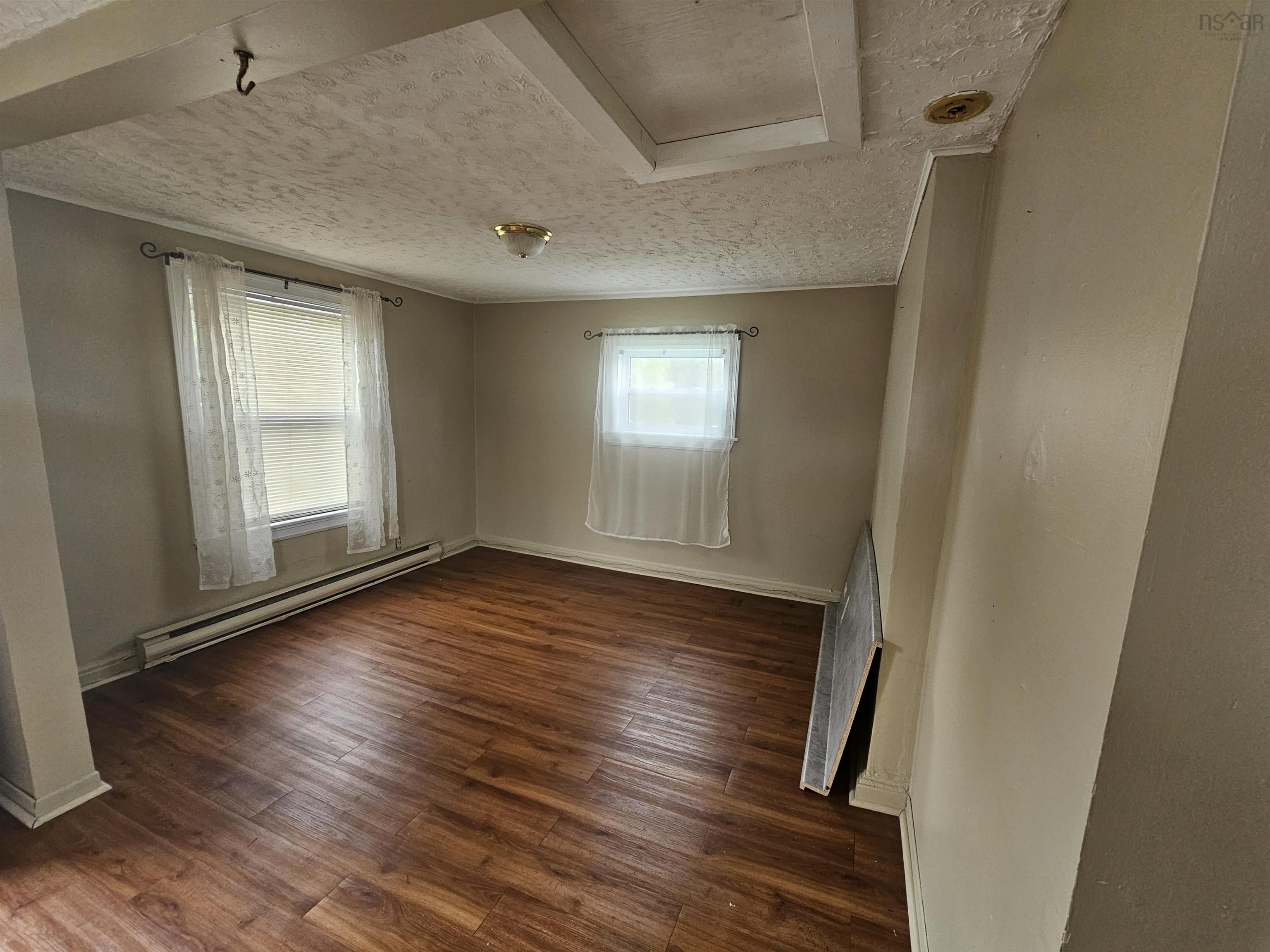 $175,000.00: 10 Manning Street, North Sydney