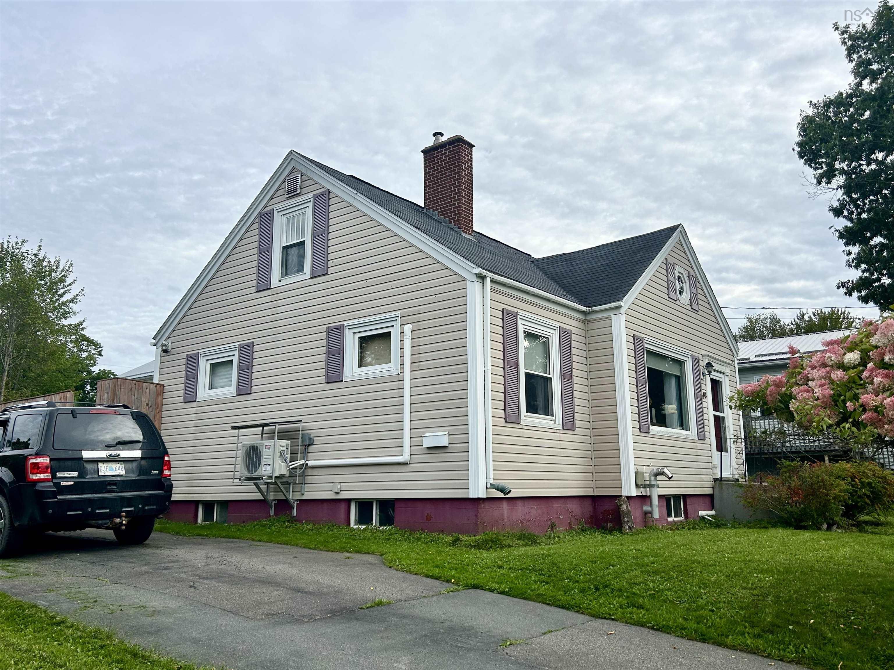 $259,950.00: 140 Roderick Street, New Glasgow
