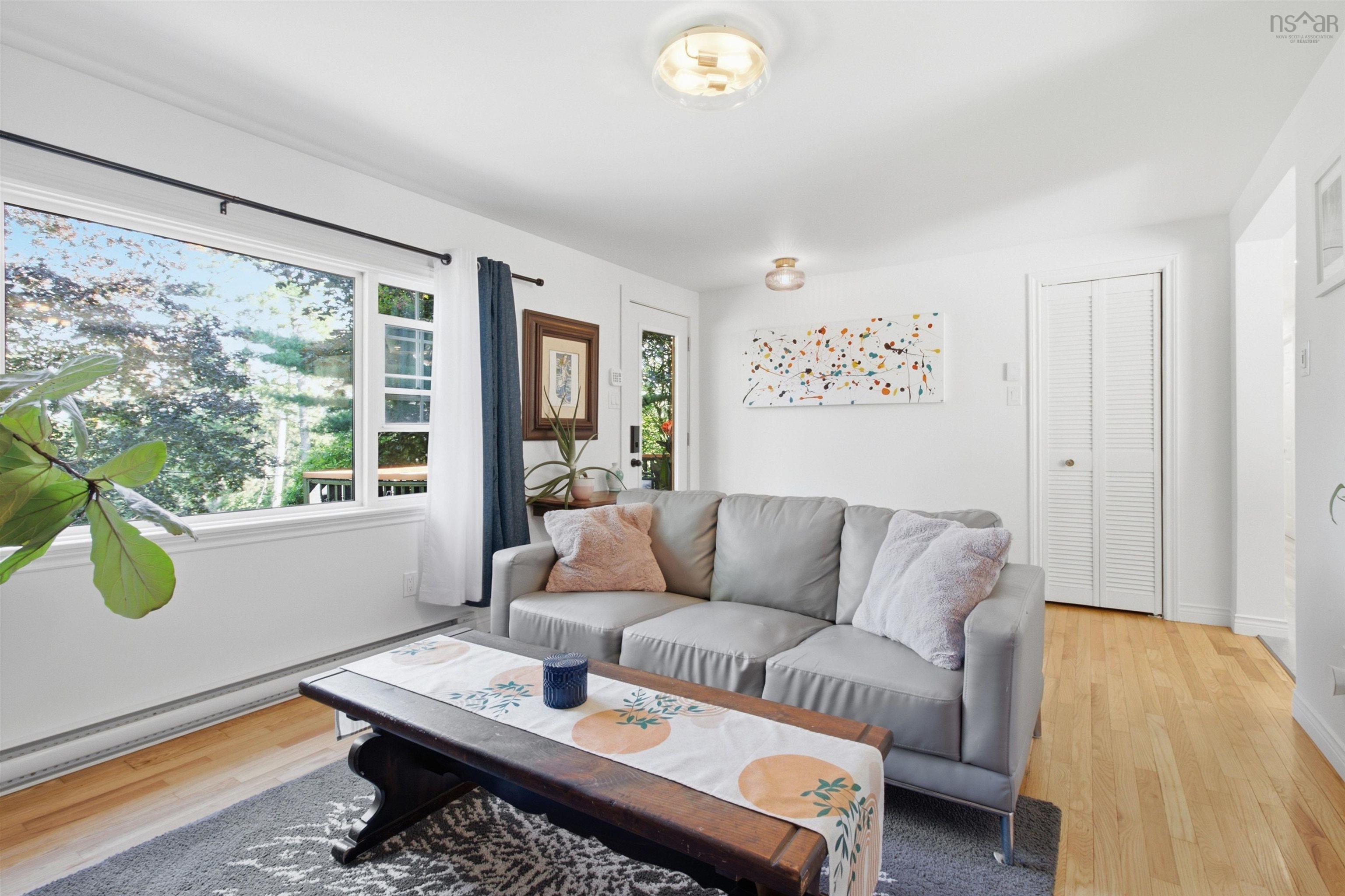 $575,000.00: 65/67 Joyce Court, Lake Echo