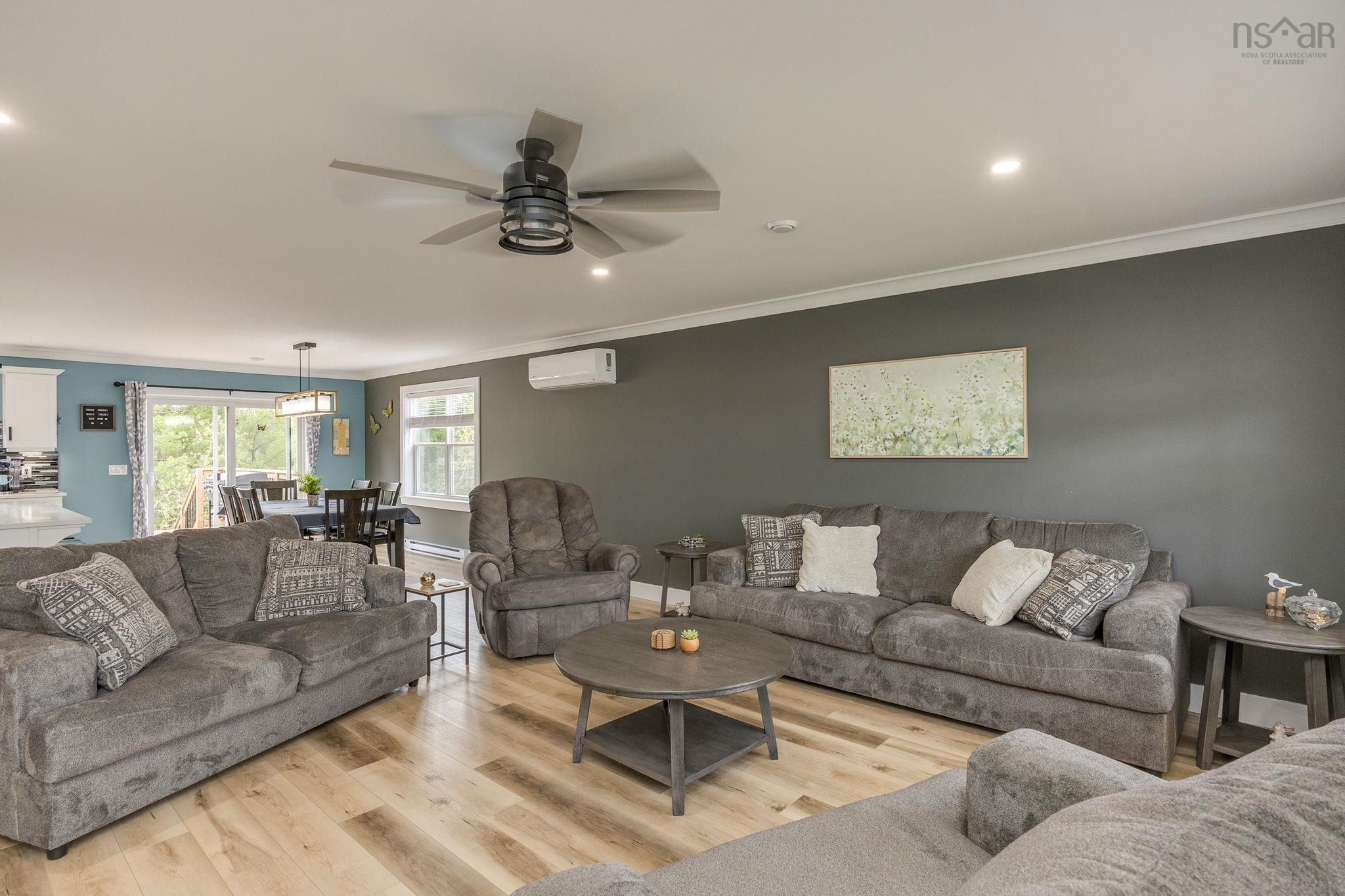 $689,000.00: 44 Acorn Lane, Kingston