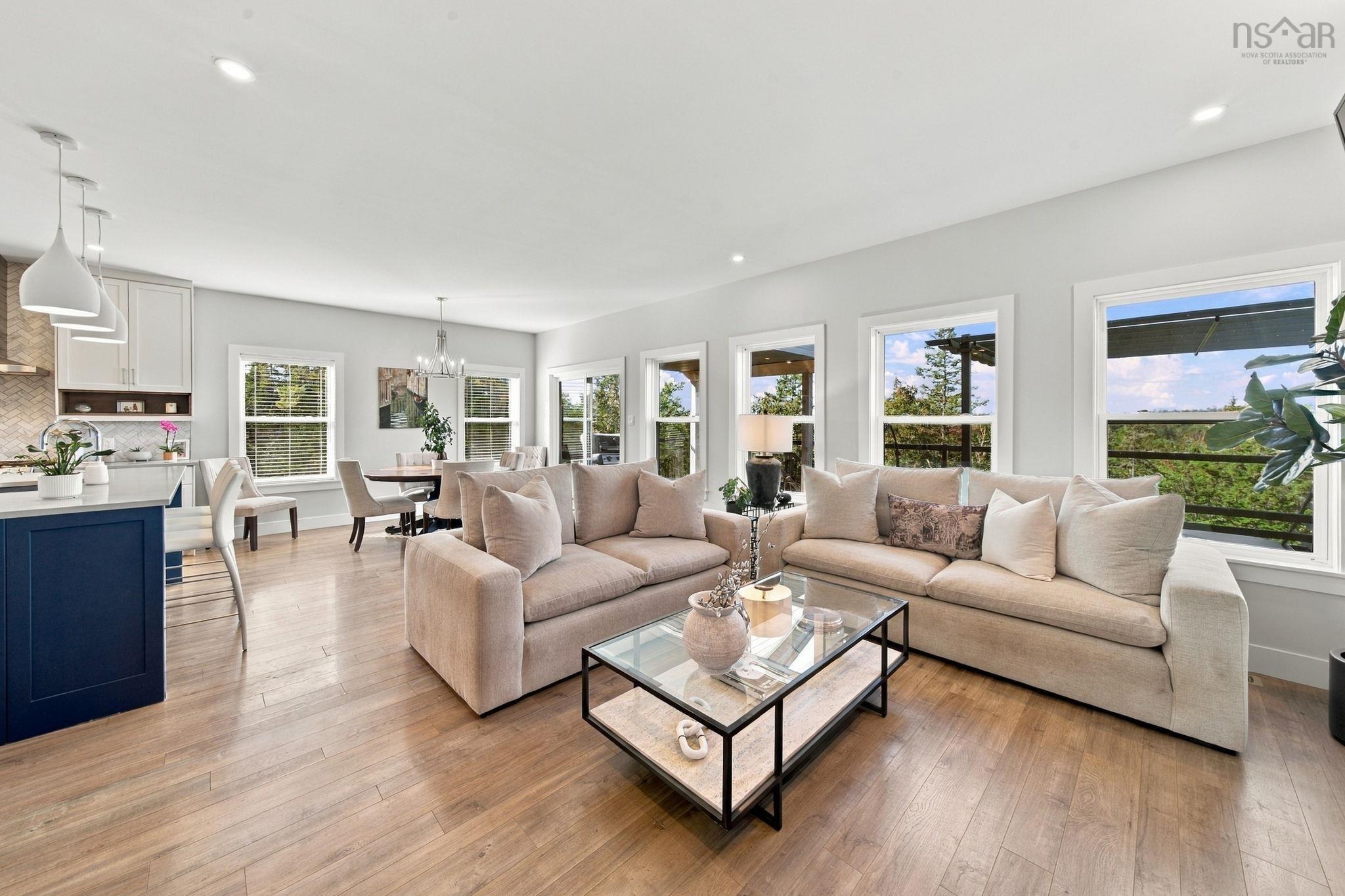 $1,100,000.00: 90 Hargrove Lane, Whites Lake